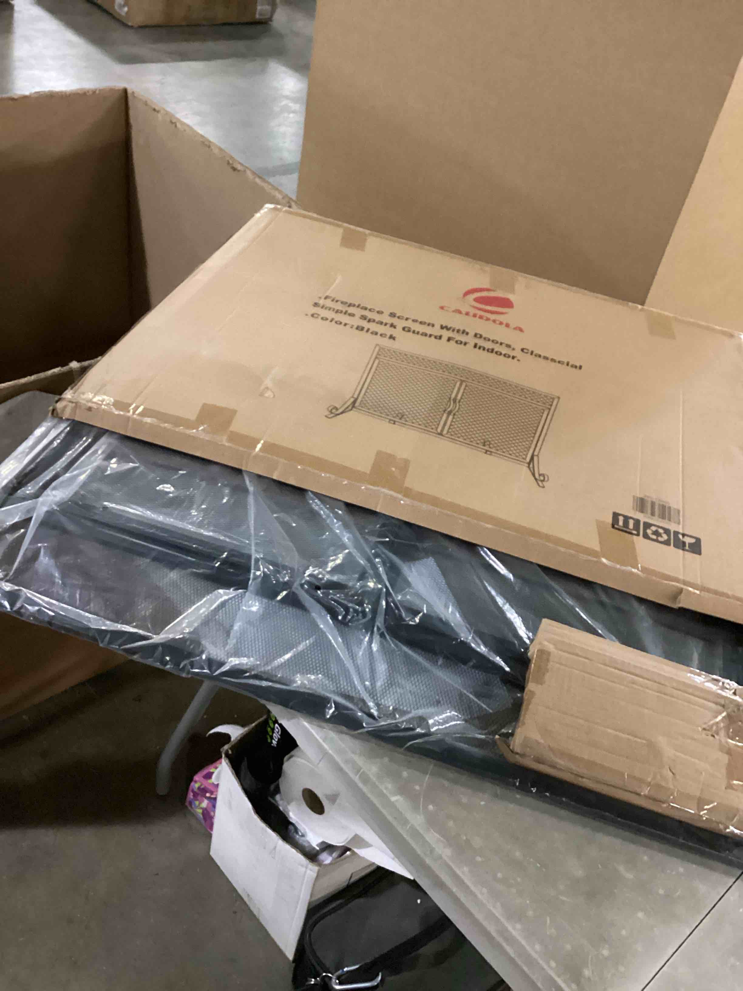 https://s3.amazonaws.com/lotting-images-prod/bidfta/RED6721942_1736864826293.jpeg