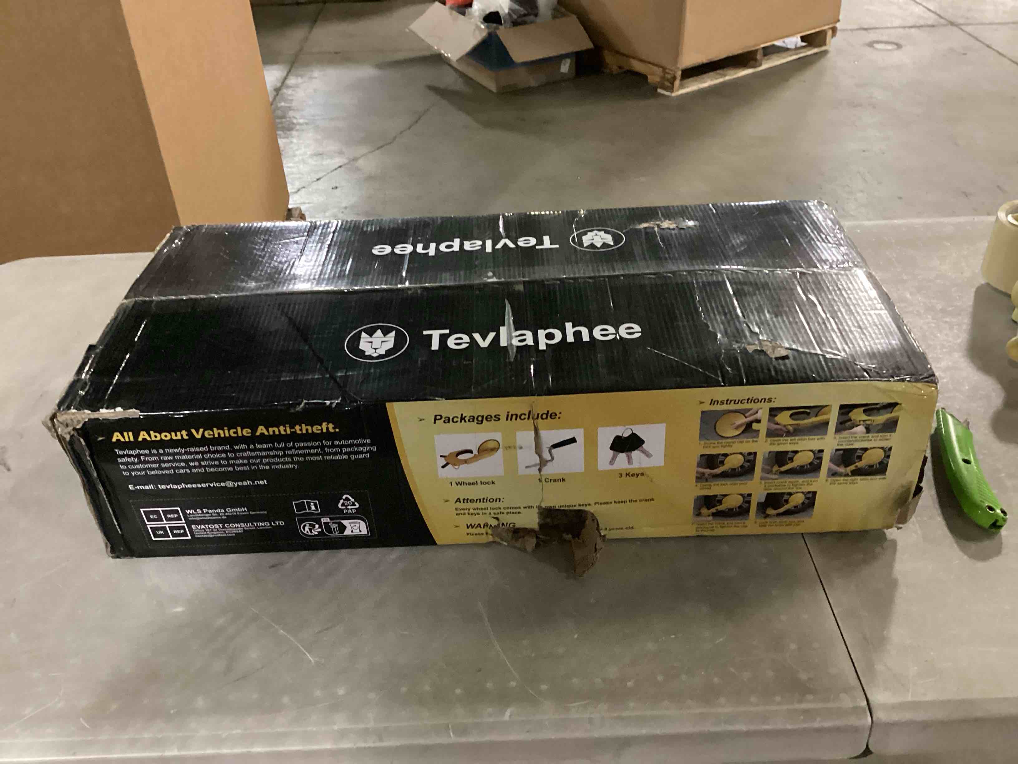 https://s3.amazonaws.com/lotting-images-prod/bidfta/RED6722061_1736942971399.jpeg