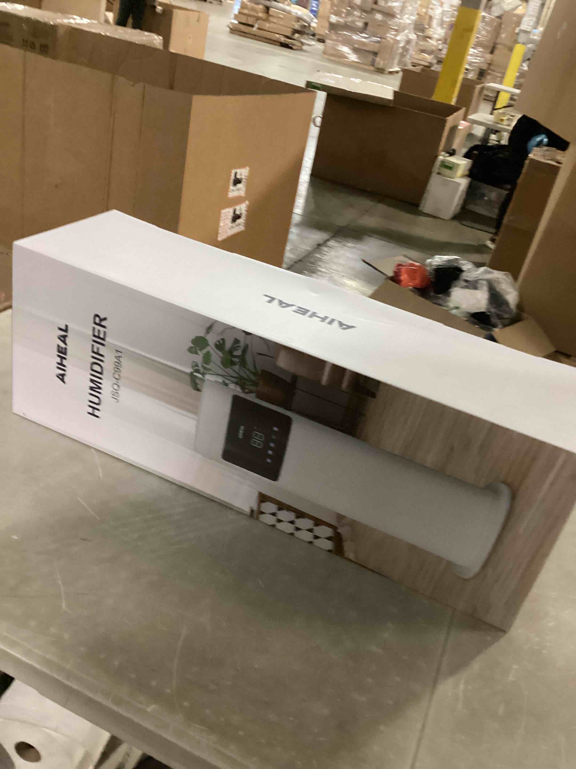 https://s3.amazonaws.com/lotting-images-prod/bidfta/RED6722159_1736955001321.jpeg