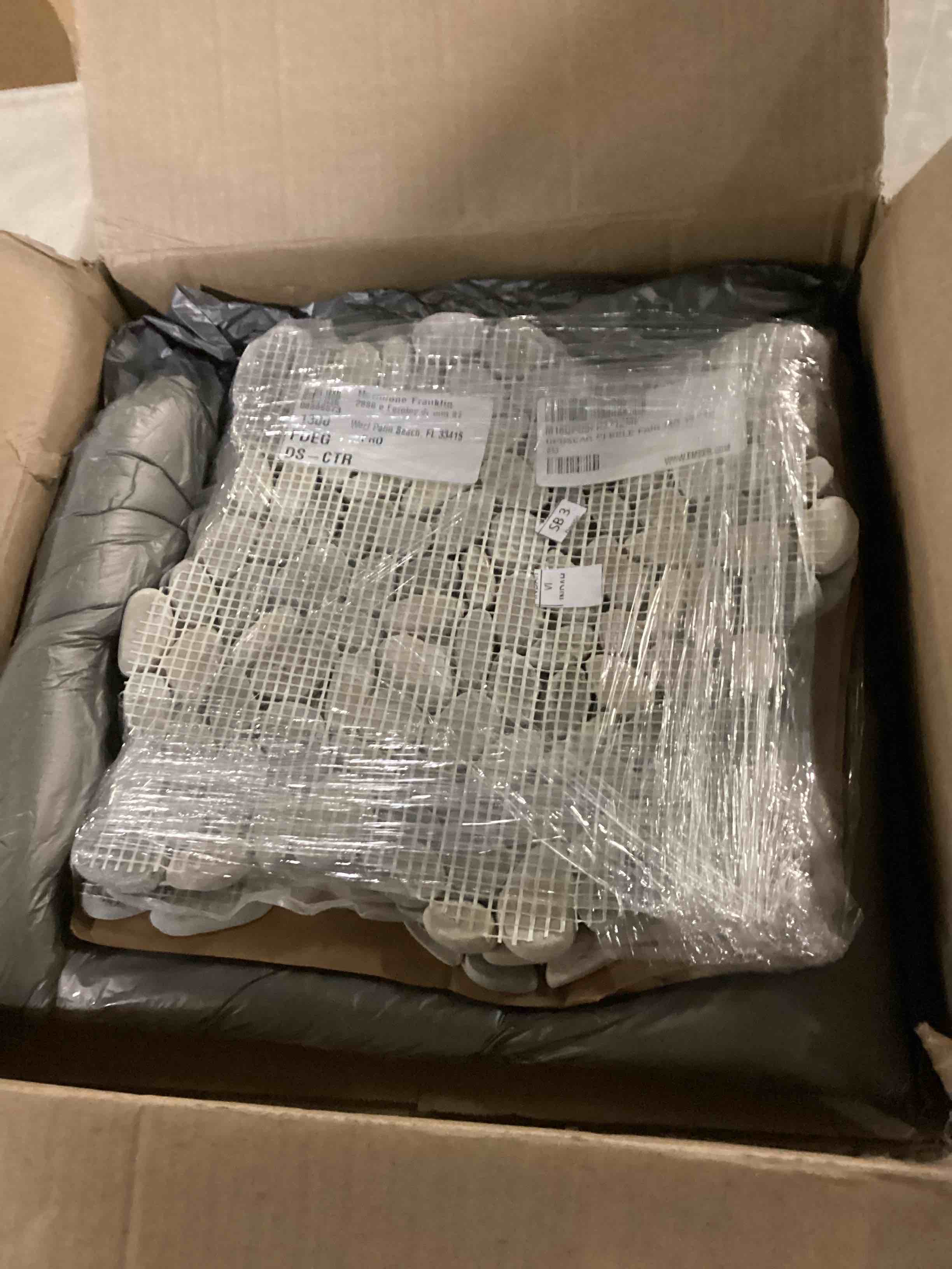 https://s3.amazonaws.com/lotting-images-prod/bidfta/RED6722498_1737129510050.jpeg