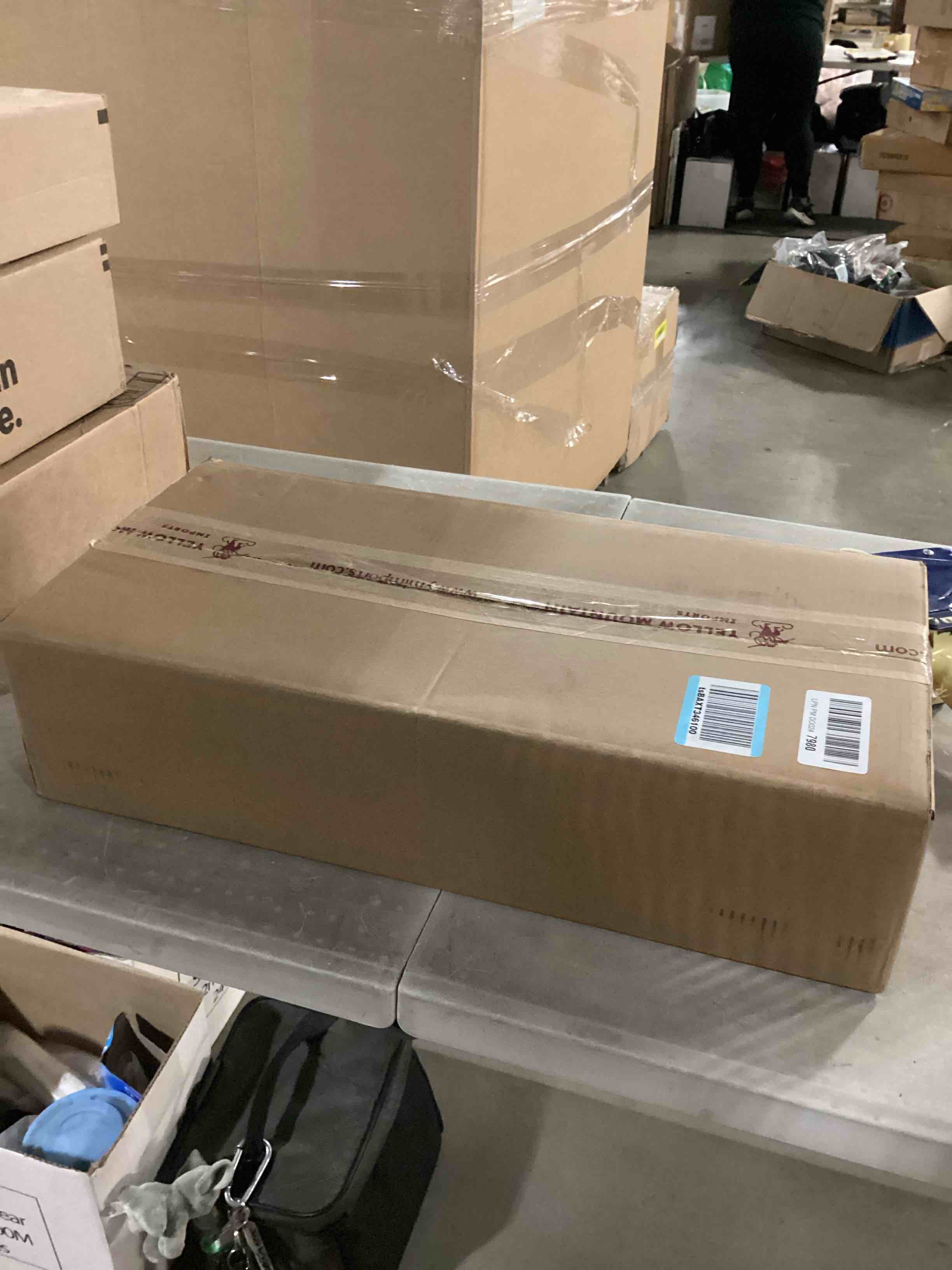 https://s3.amazonaws.com/lotting-images-prod/bidfta/RED6722909_1737556791726.jpeg