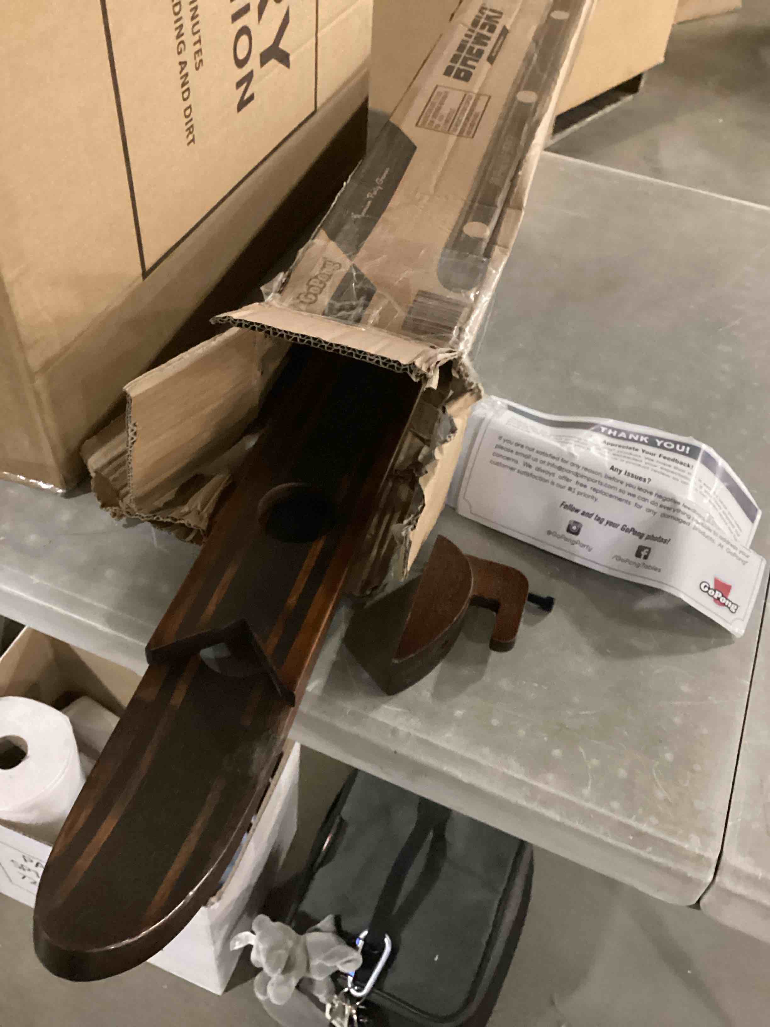 https://s3.amazonaws.com/lotting-images-prod/bidfta/RED6722953_1737564603218.jpeg