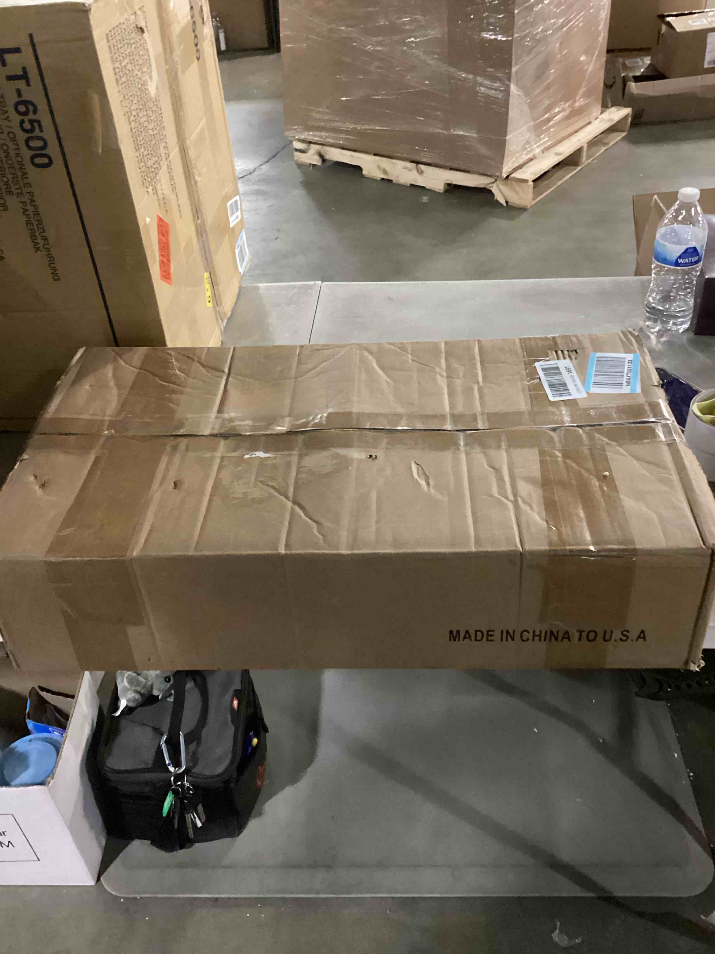 https://s3.amazonaws.com/lotting-images-prod/bidfta/RED6723394_1738007603795.jpeg