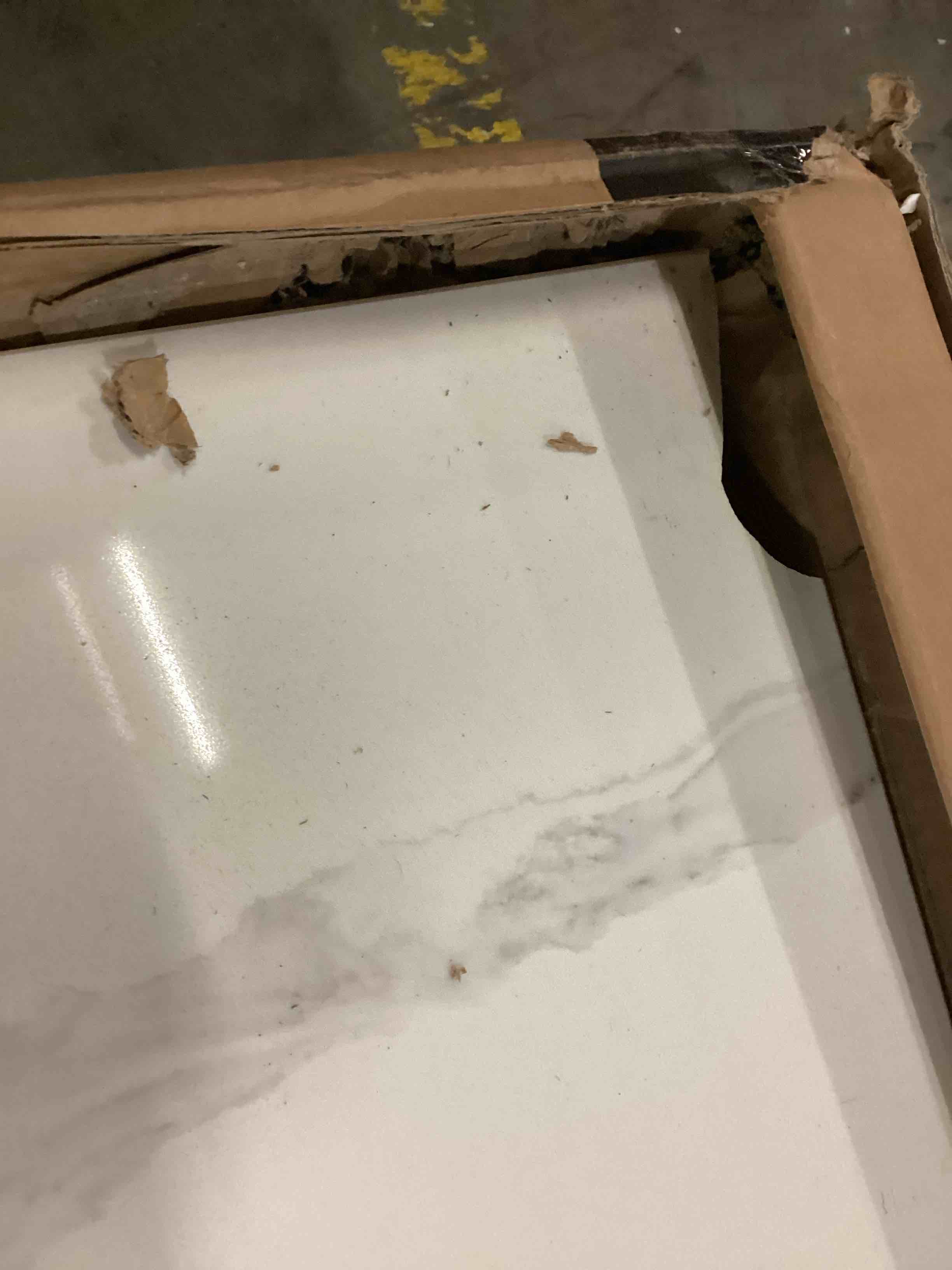 https://s3.amazonaws.com/lotting-images-prod/bidfta/RED6723775_1736338579452.jpeg