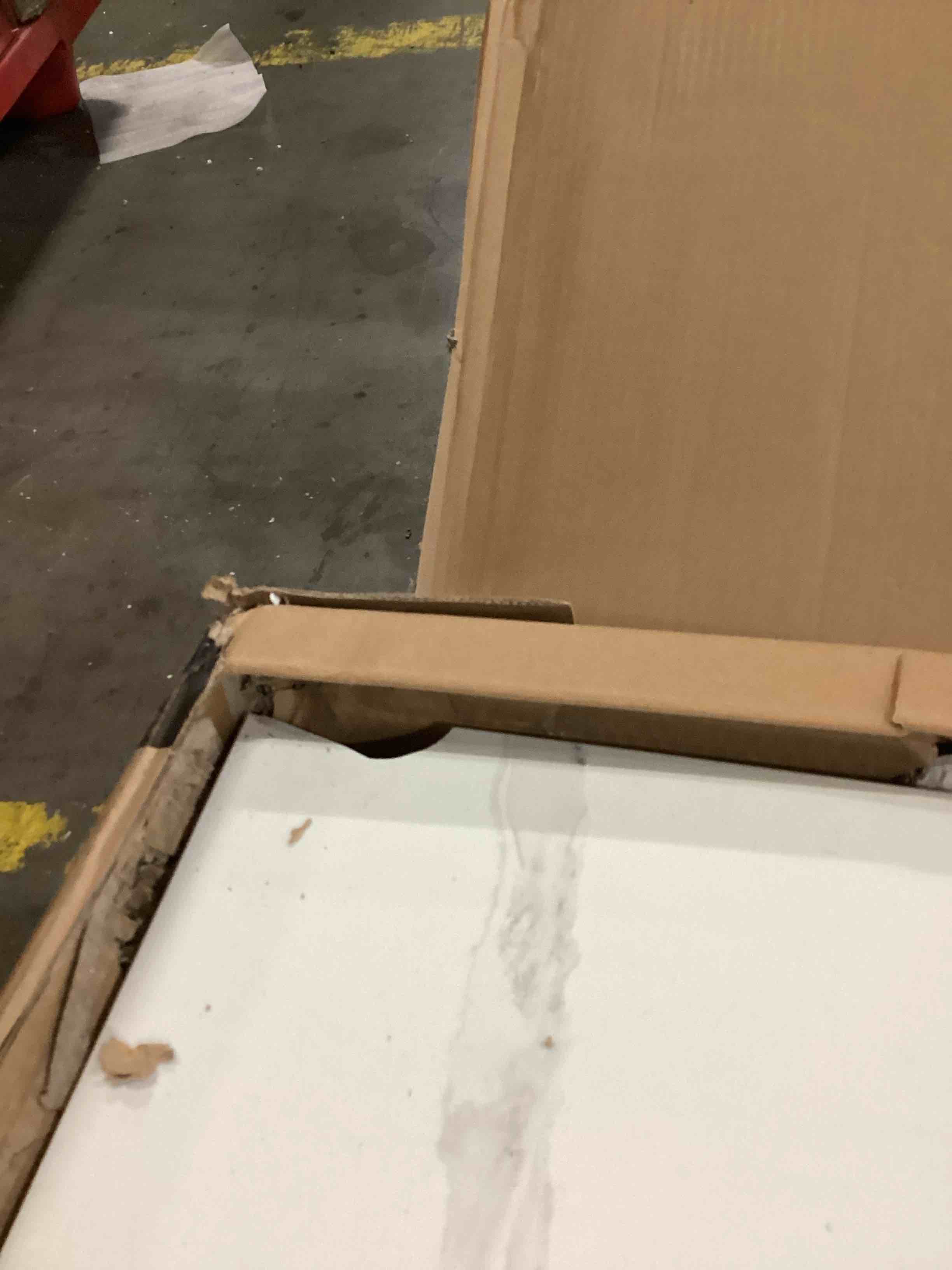 https://s3.amazonaws.com/lotting-images-prod/bidfta/RED6723775_1736338630125.jpeg