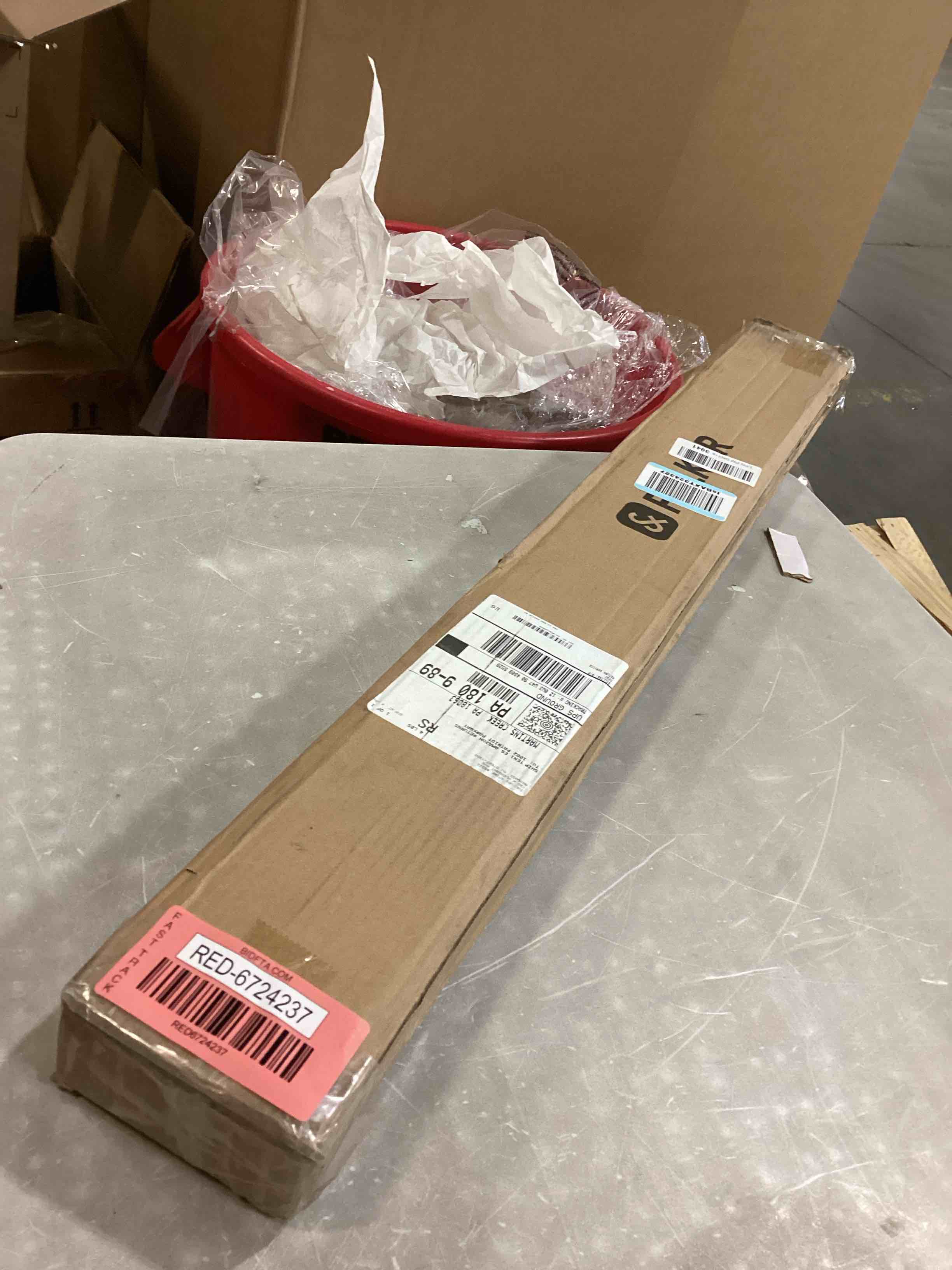 https://s3.amazonaws.com/lotting-images-prod/bidfta/RED6724237_1736958357764.jpeg