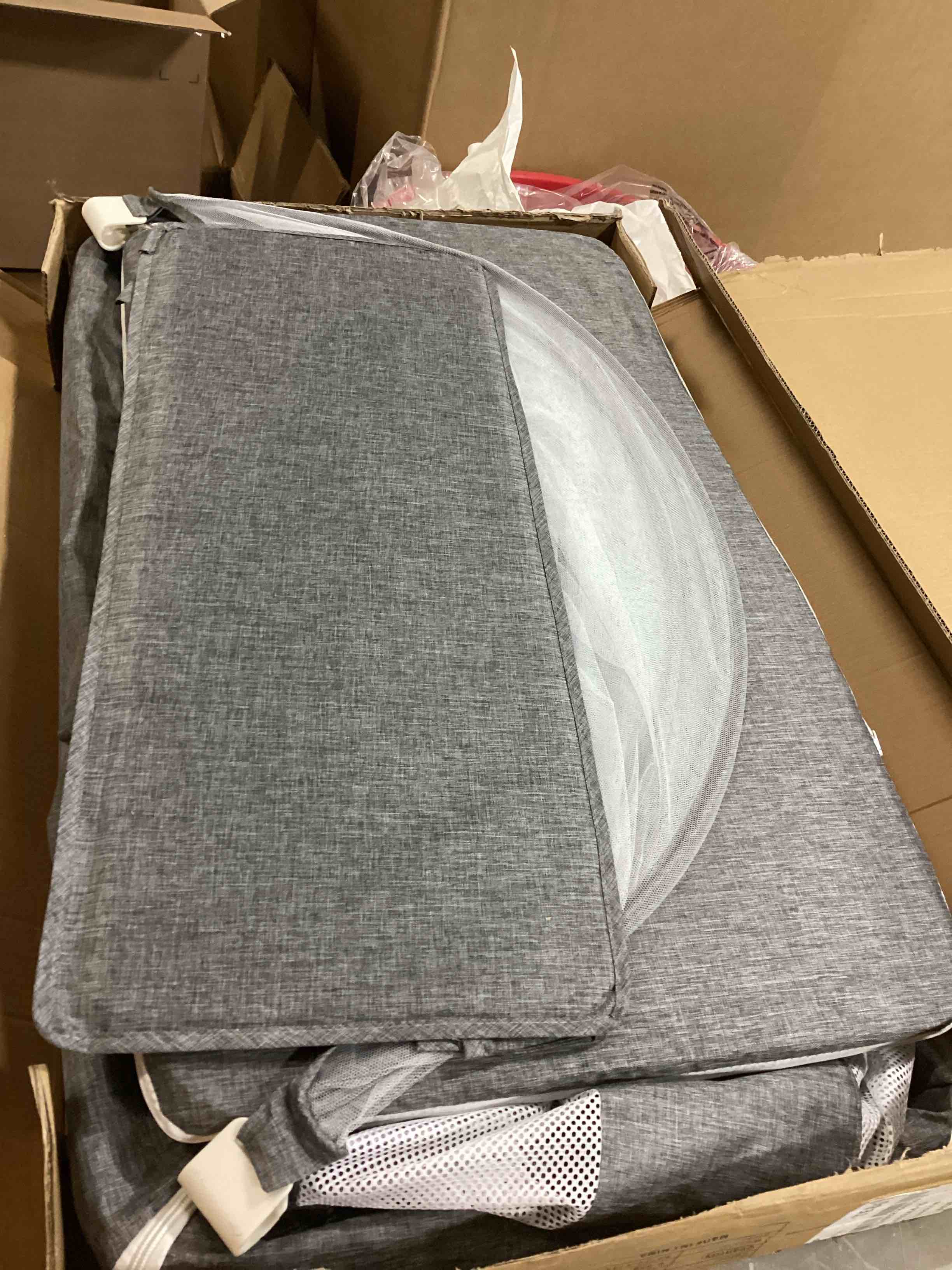 https://s3.amazonaws.com/lotting-images-prod/bidfta/RED6724240_1736959474443.jpeg