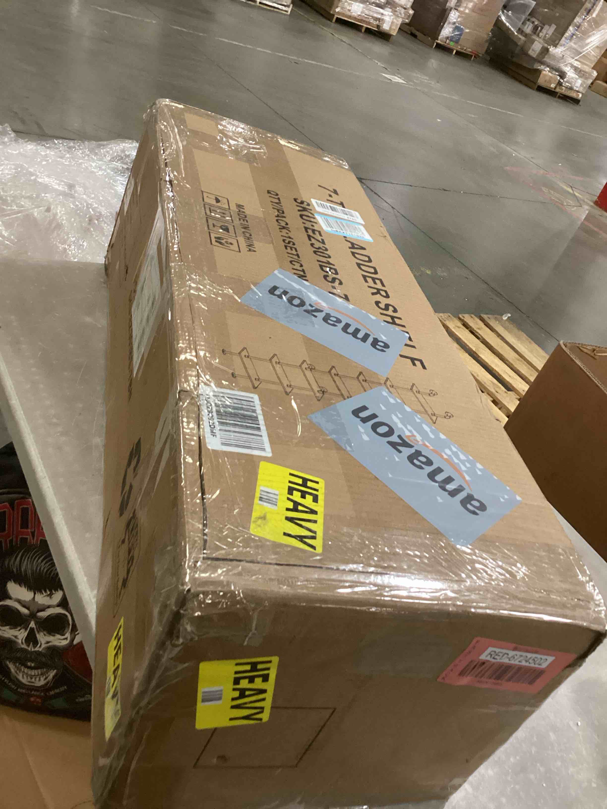 https://s3.amazonaws.com/lotting-images-prod/bidfta/RED6724502_1737138152419.jpeg
