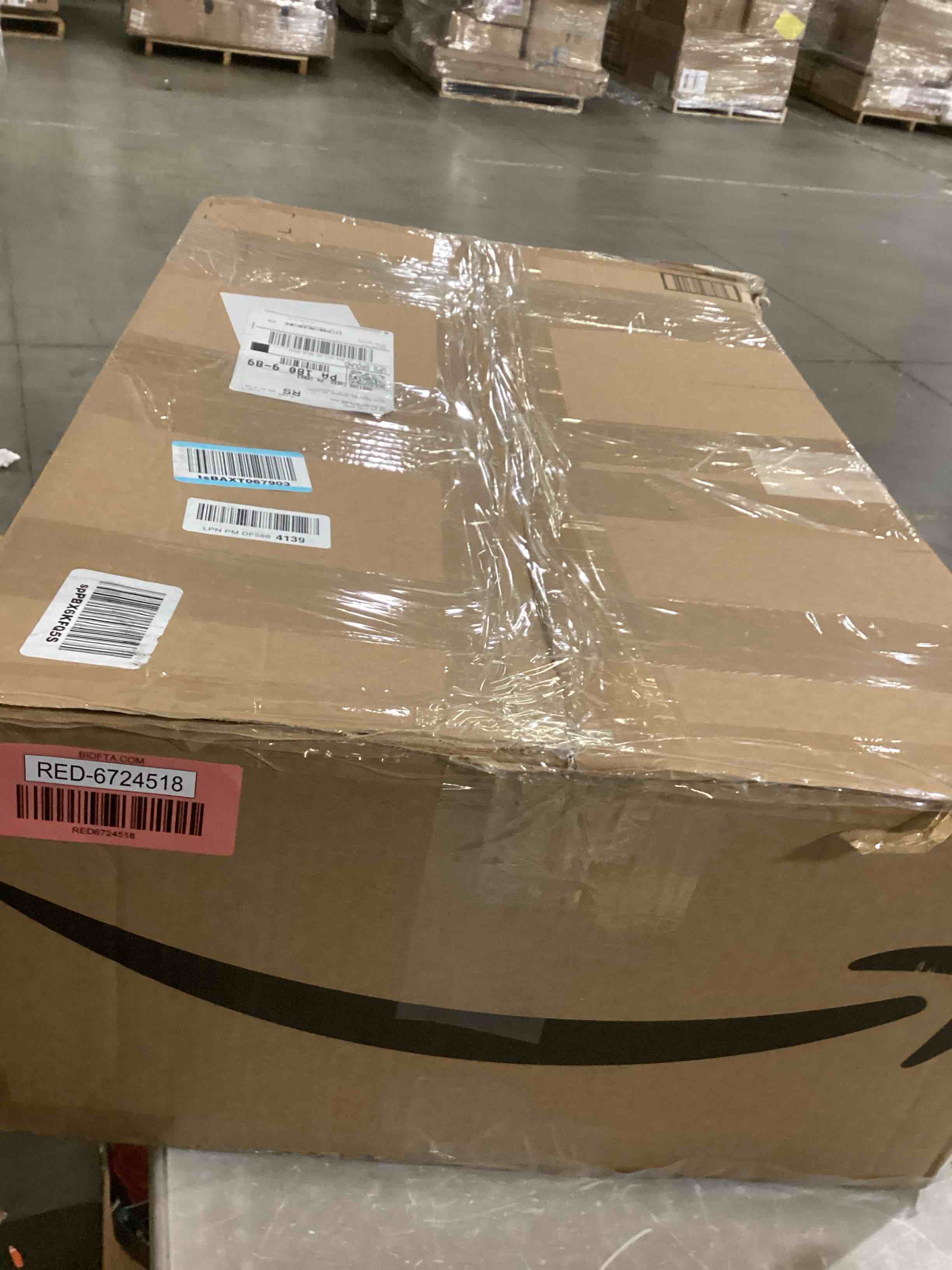 https://s3.amazonaws.com/lotting-images-prod/bidfta/RED6724518_1737142584741.jpeg