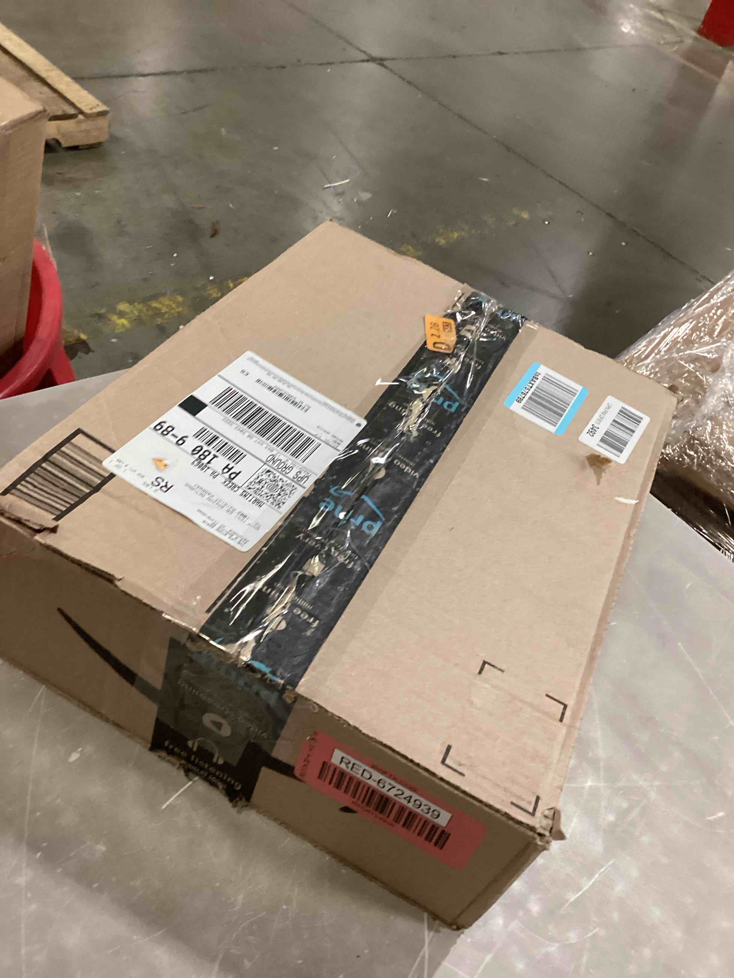 https://s3.amazonaws.com/lotting-images-prod/bidfta/RED6724939_1737635425272.jpeg