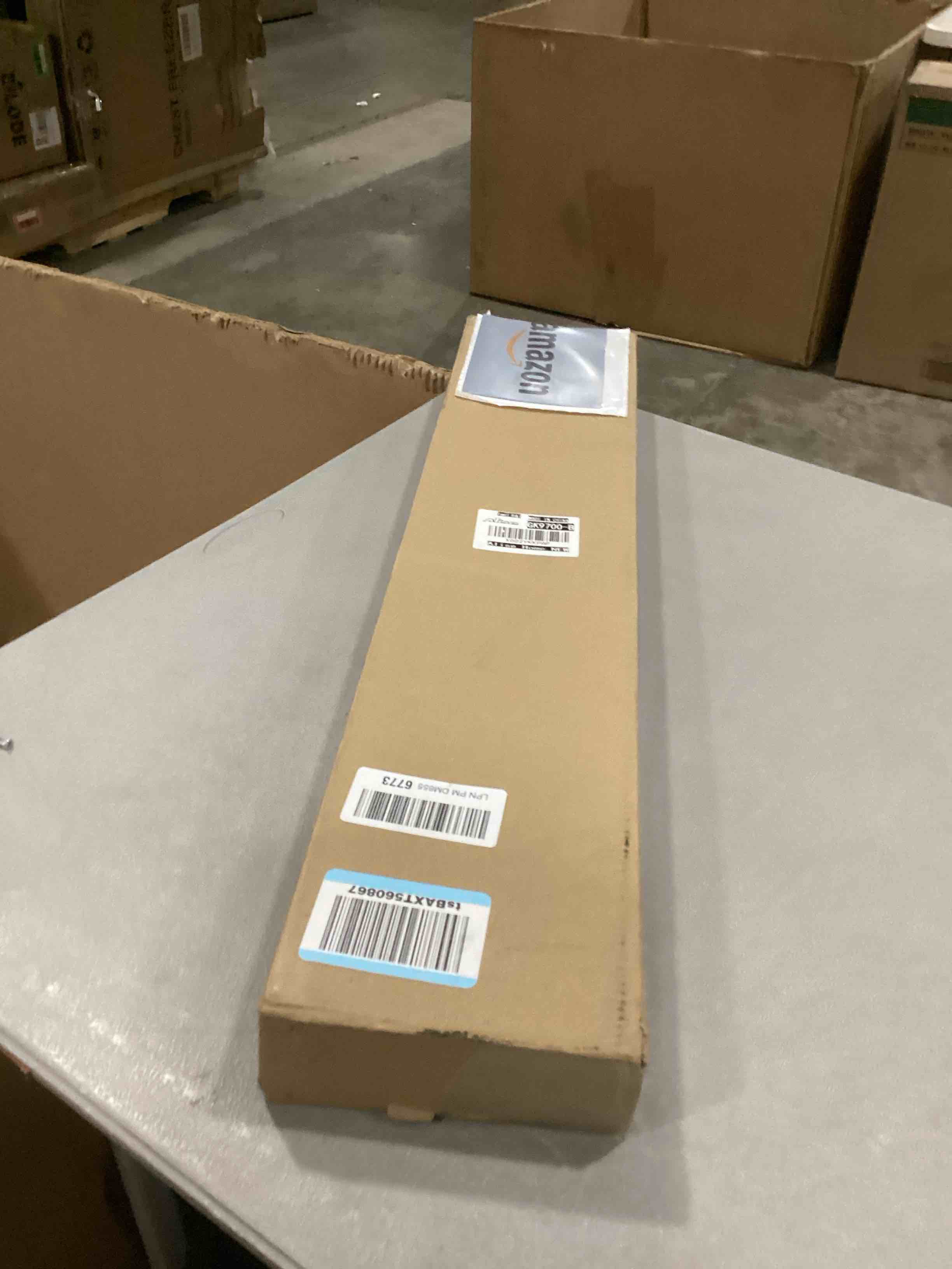 https://s3.amazonaws.com/lotting-images-prod/bidfta/RED6725586_1736339523671.jpeg