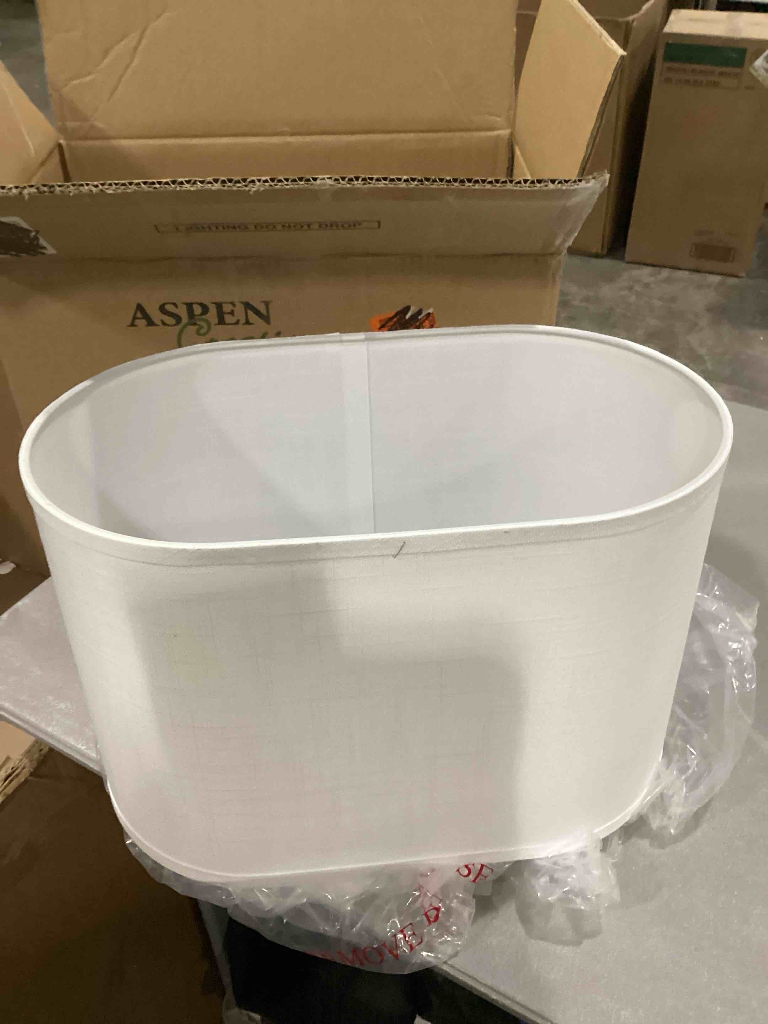https://s3.amazonaws.com/lotting-images-prod/bidfta/RED6725605_1736342864037.jpeg