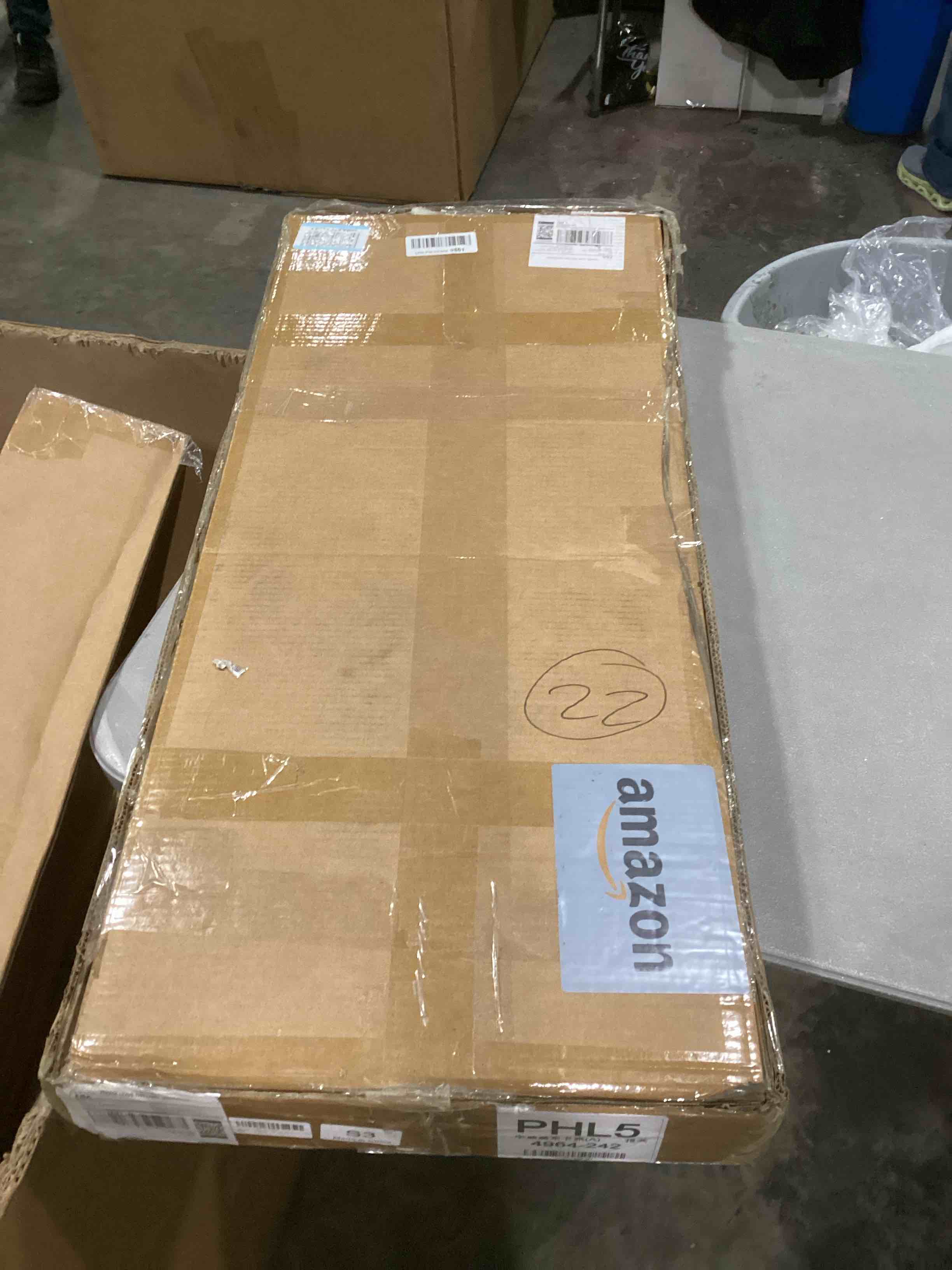 https://s3.amazonaws.com/lotting-images-prod/bidfta/RED6726378_1736944171253.jpeg