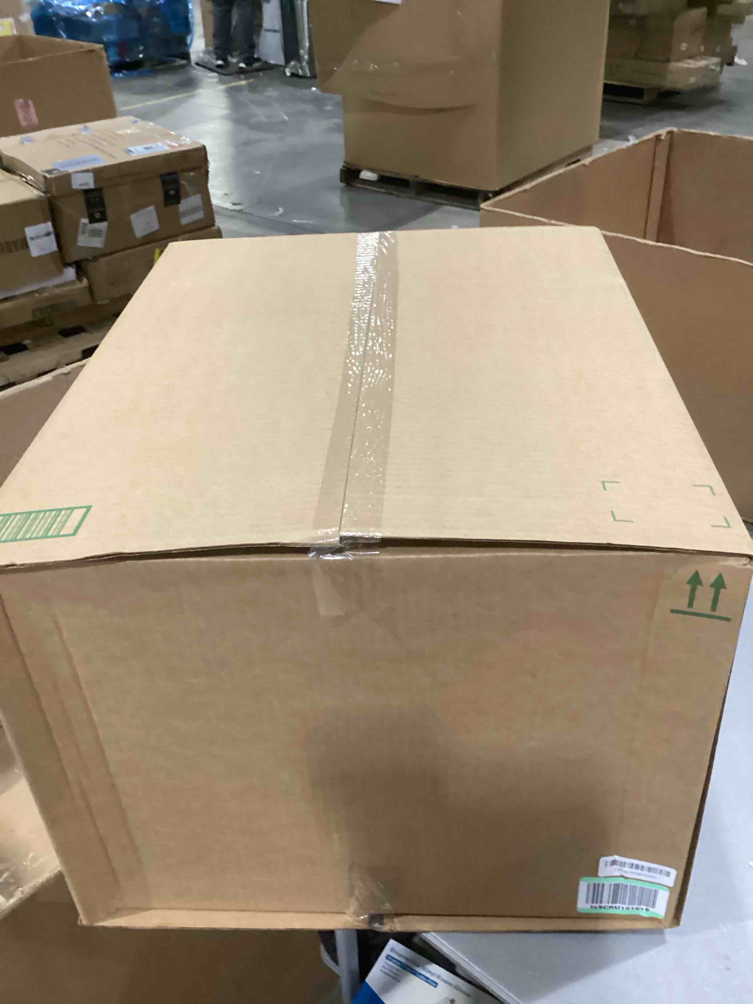https://s3.amazonaws.com/lotting-images-prod/bidfta/RED6726523_1733945062064.jpeg