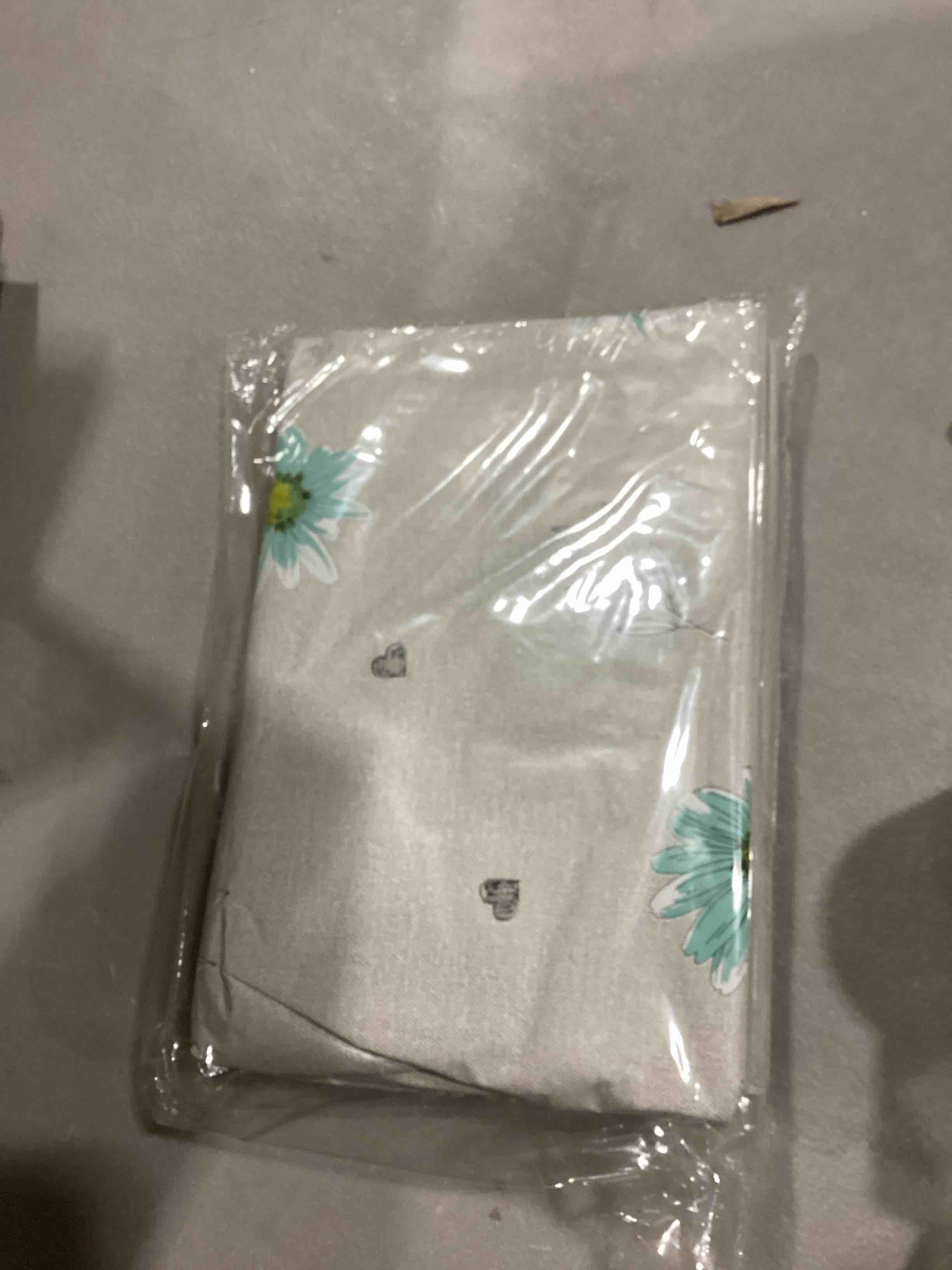 https://s3.amazonaws.com/lotting-images-prod/bidfta/RED6726532_1733946246949.jpeg