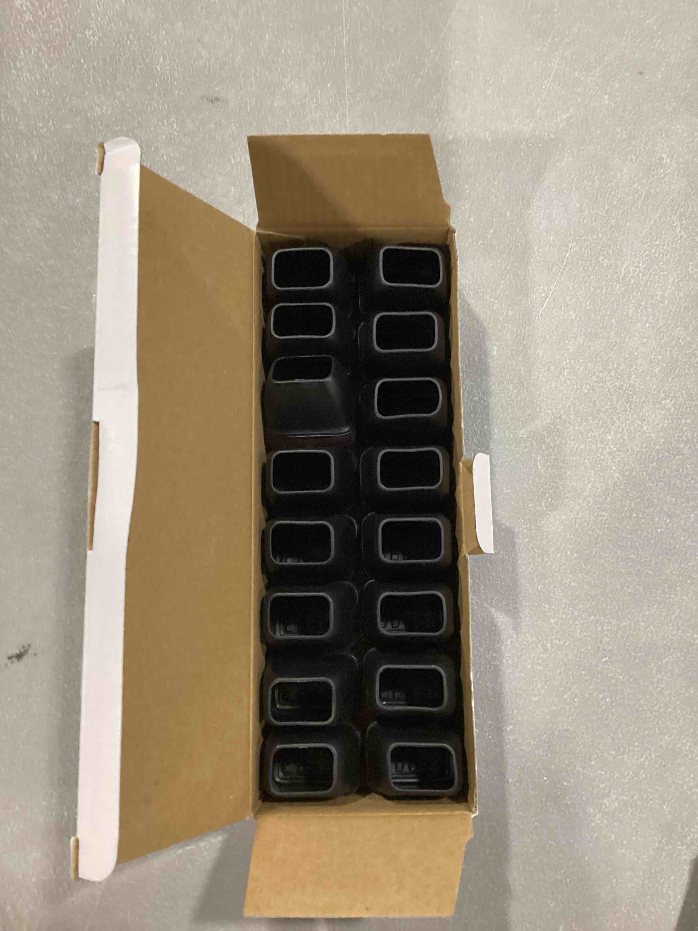 https://s3.amazonaws.com/lotting-images-prod/bidfta/RED6727357_1734466366463.jpeg