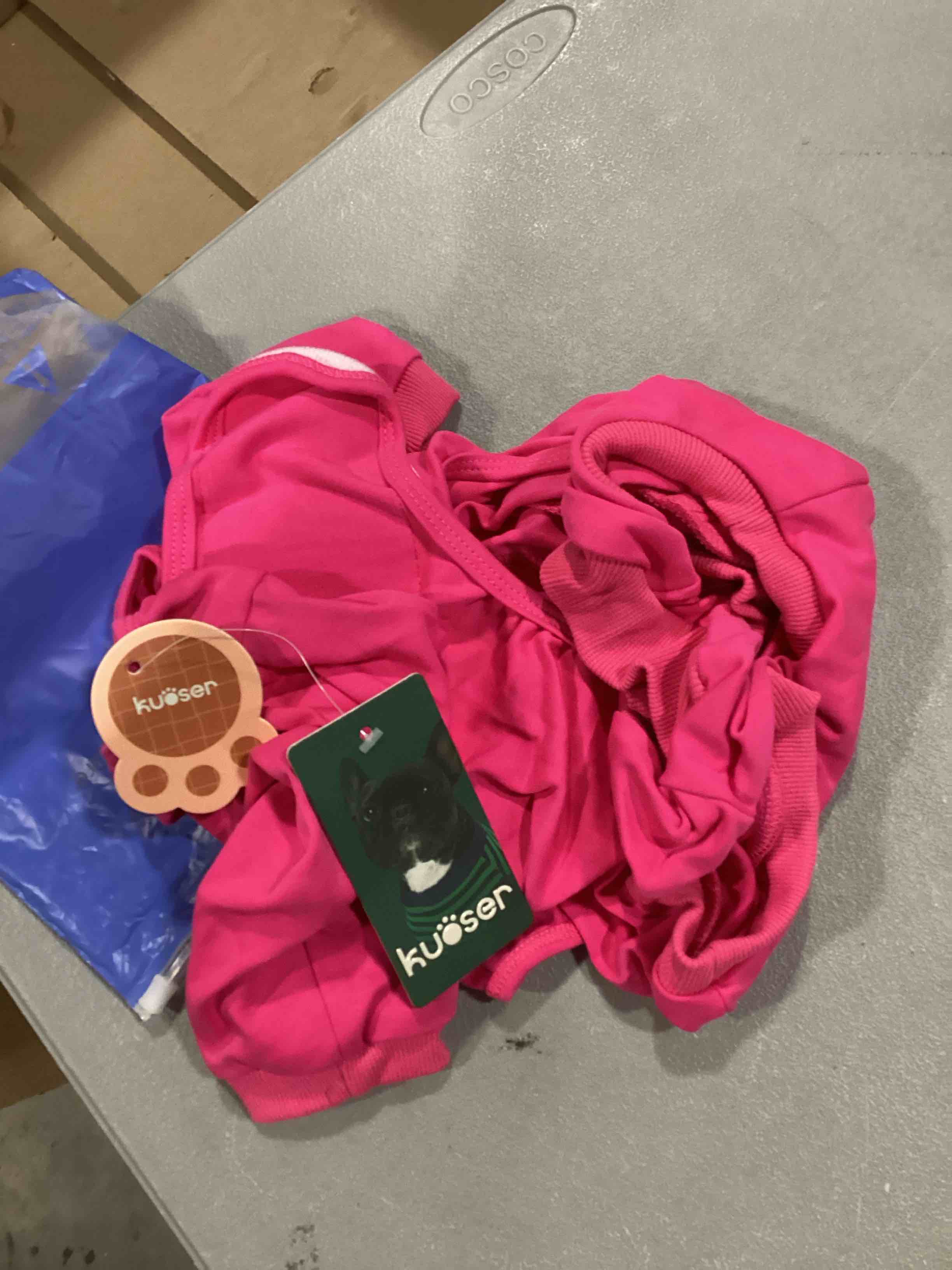 https://s3.amazonaws.com/lotting-images-prod/bidfta/RED6727358_1734466451555.jpeg
