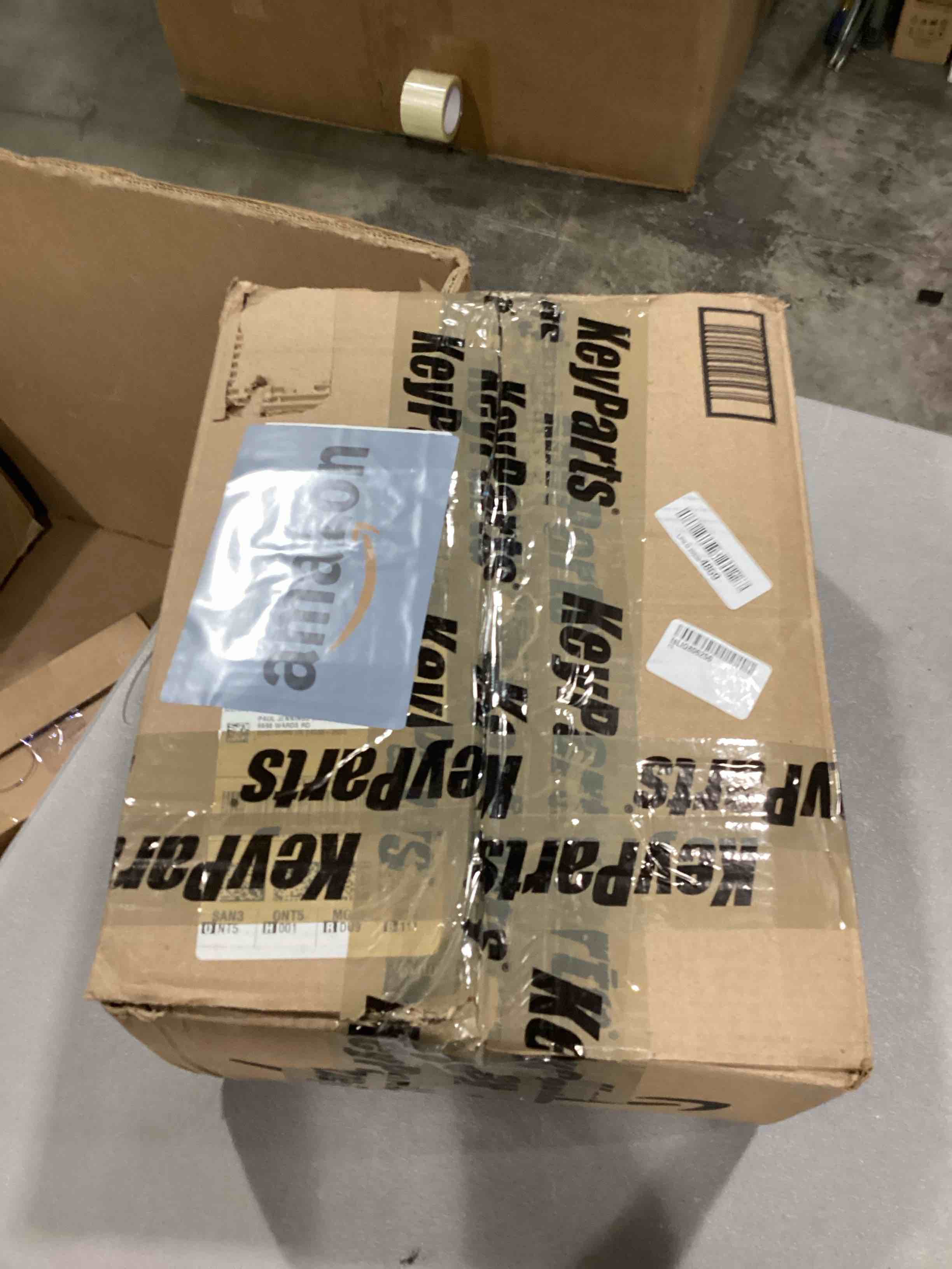 https://s3.amazonaws.com/lotting-images-prod/bidfta/RED6727462_1734537716903.jpeg