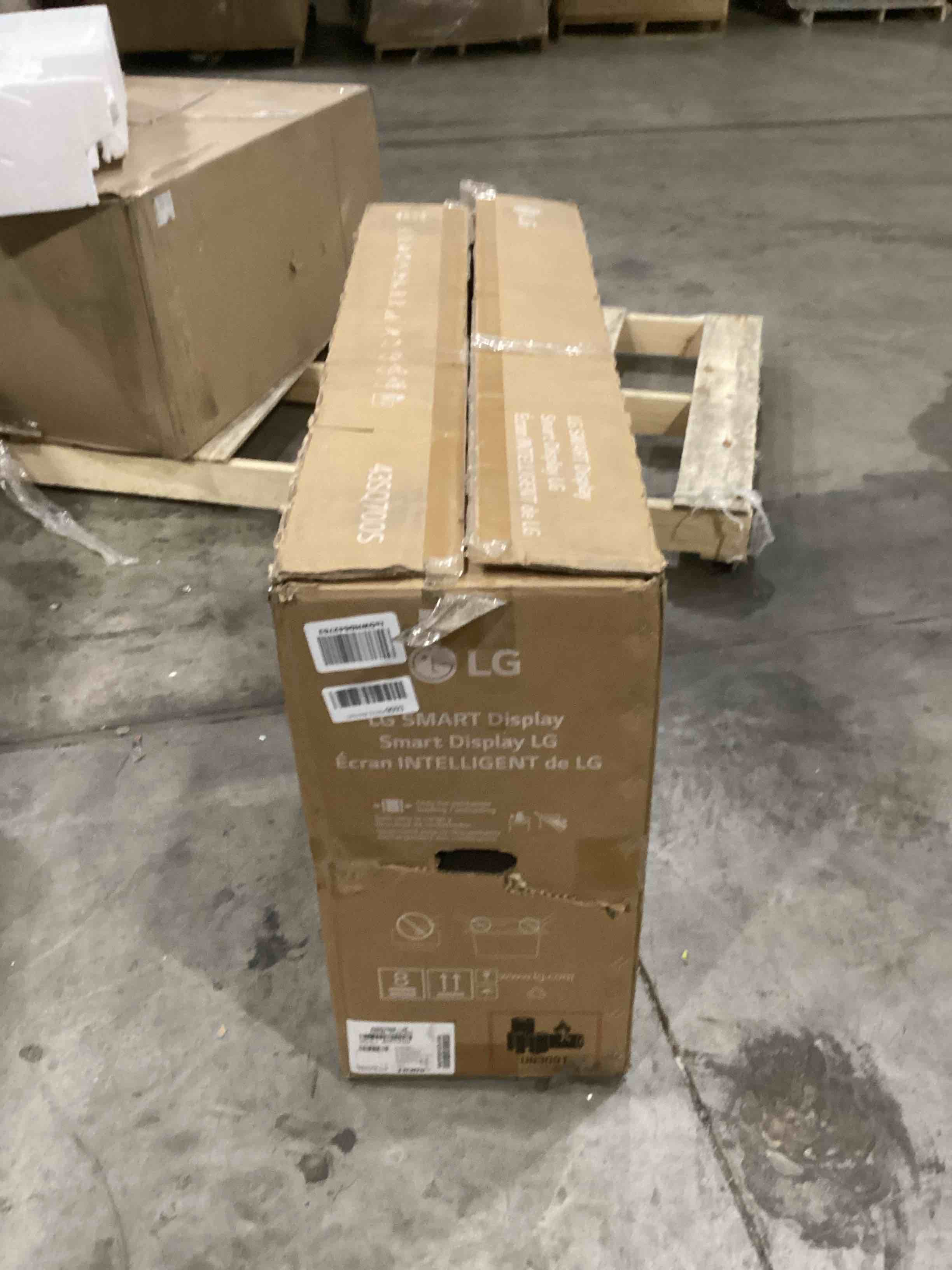 https://s3.amazonaws.com/lotting-images-prod/bidfta/RED6727743_1734961443777.jpeg