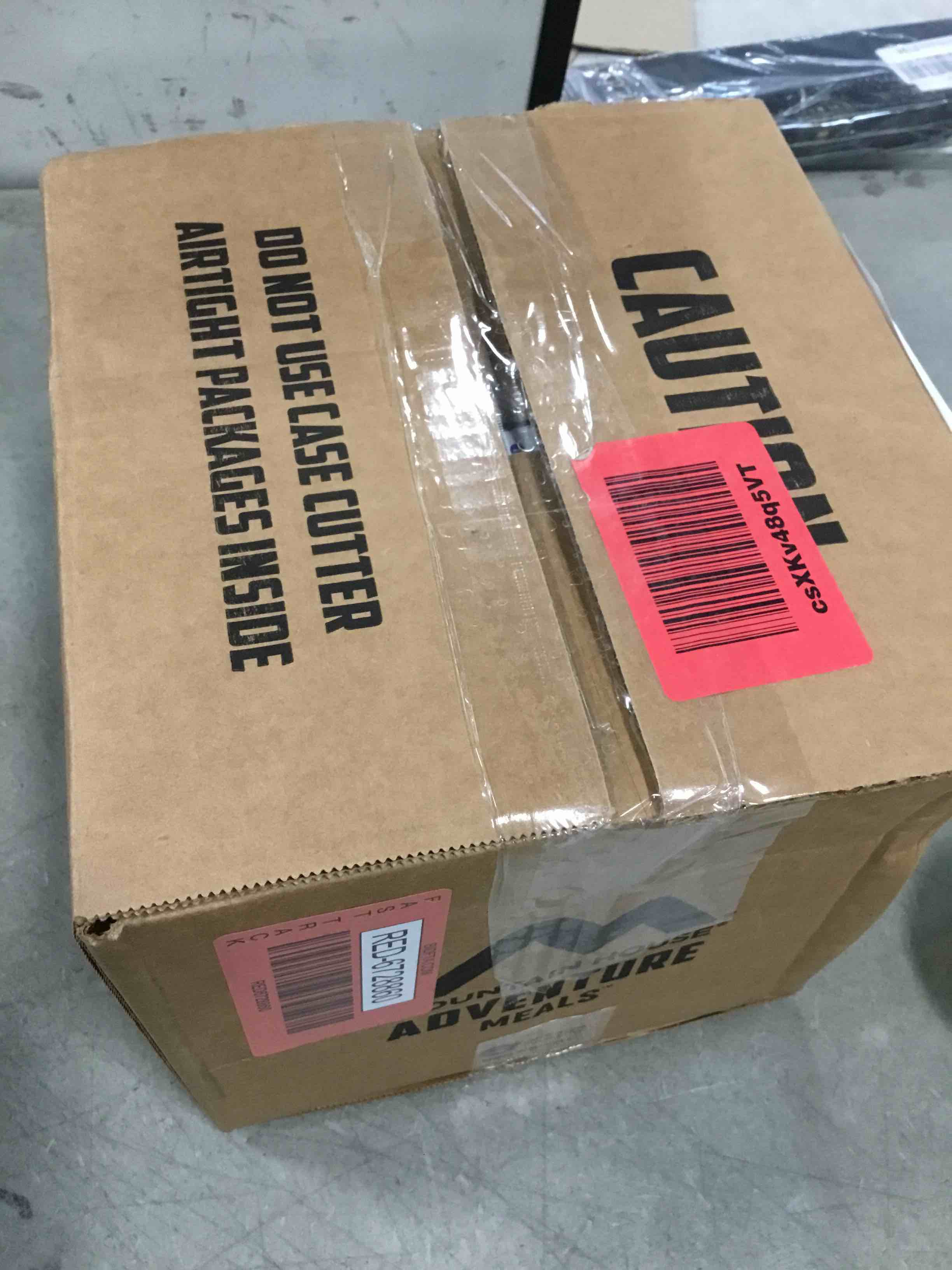 https://s3.amazonaws.com/lotting-images-prod/bidfta/RED6728860_1722020153295.jpeg
