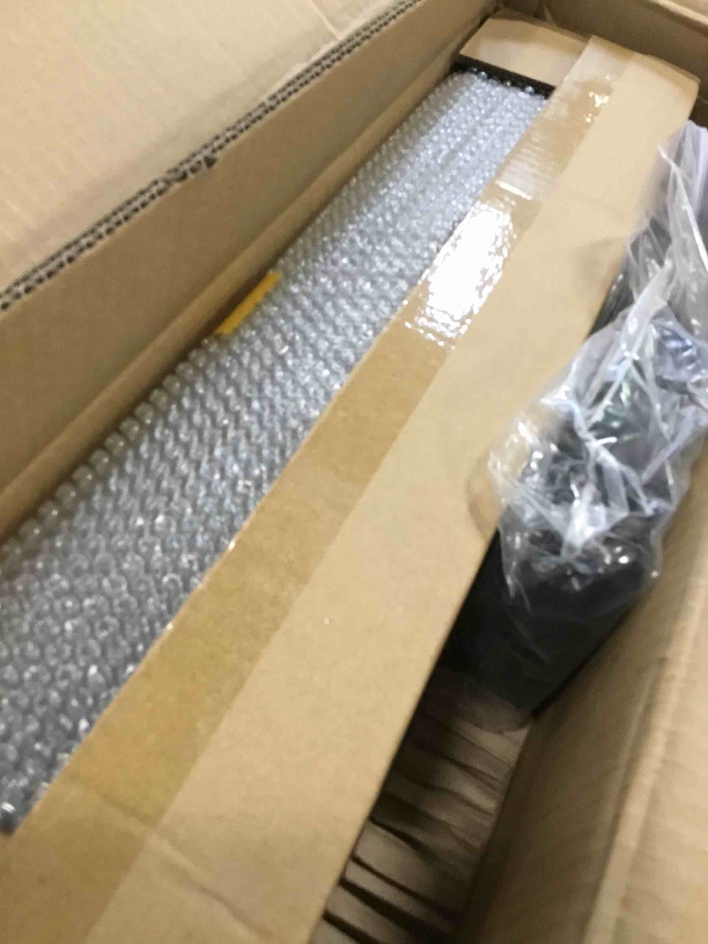 https://s3.amazonaws.com/lotting-images-prod/bidfta/RED6729026_1722273467147.jpeg