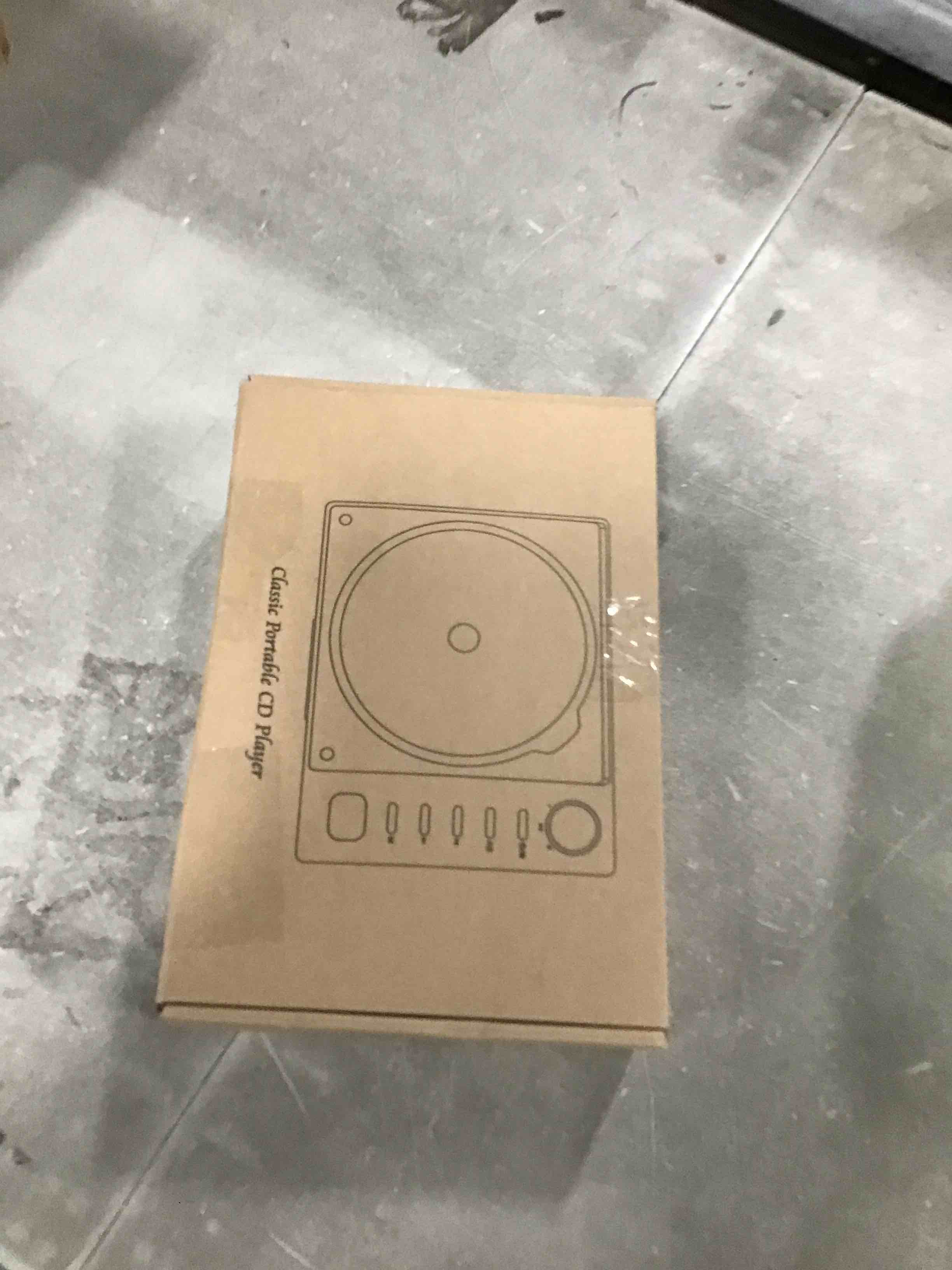 https://s3.amazonaws.com/lotting-images-prod/bidfta/RED6729725_1721139877771.jpeg