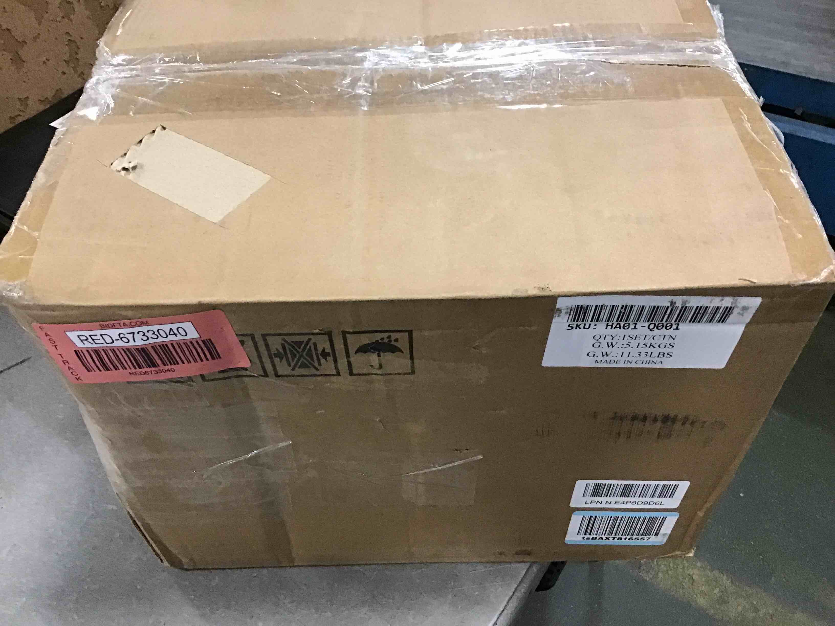 https://s3.amazonaws.com/lotting-images-prod/bidfta/RED6733040_1721920851643.jpeg