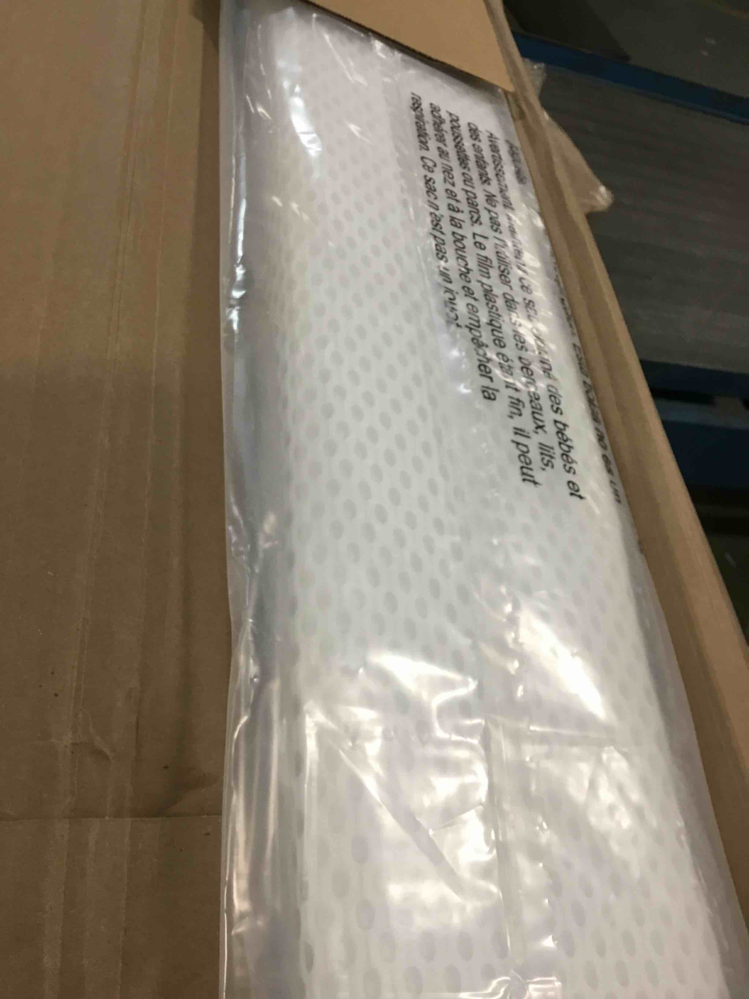 https://s3.amazonaws.com/lotting-images-prod/bidfta/RED6733157_1721994206337.jpeg