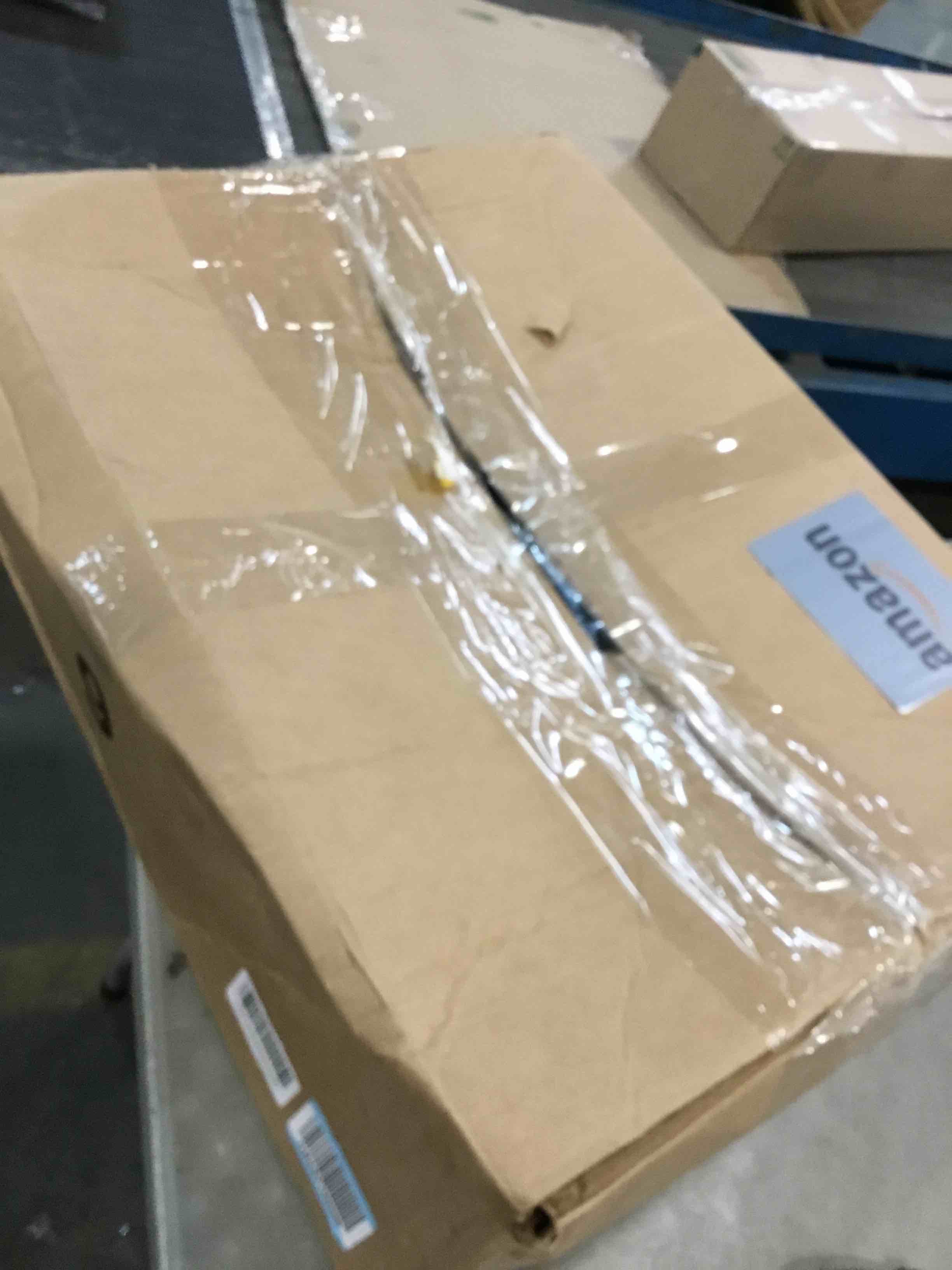 https://s3.amazonaws.com/lotting-images-prod/bidfta/RED6733299_1722011046617.jpeg