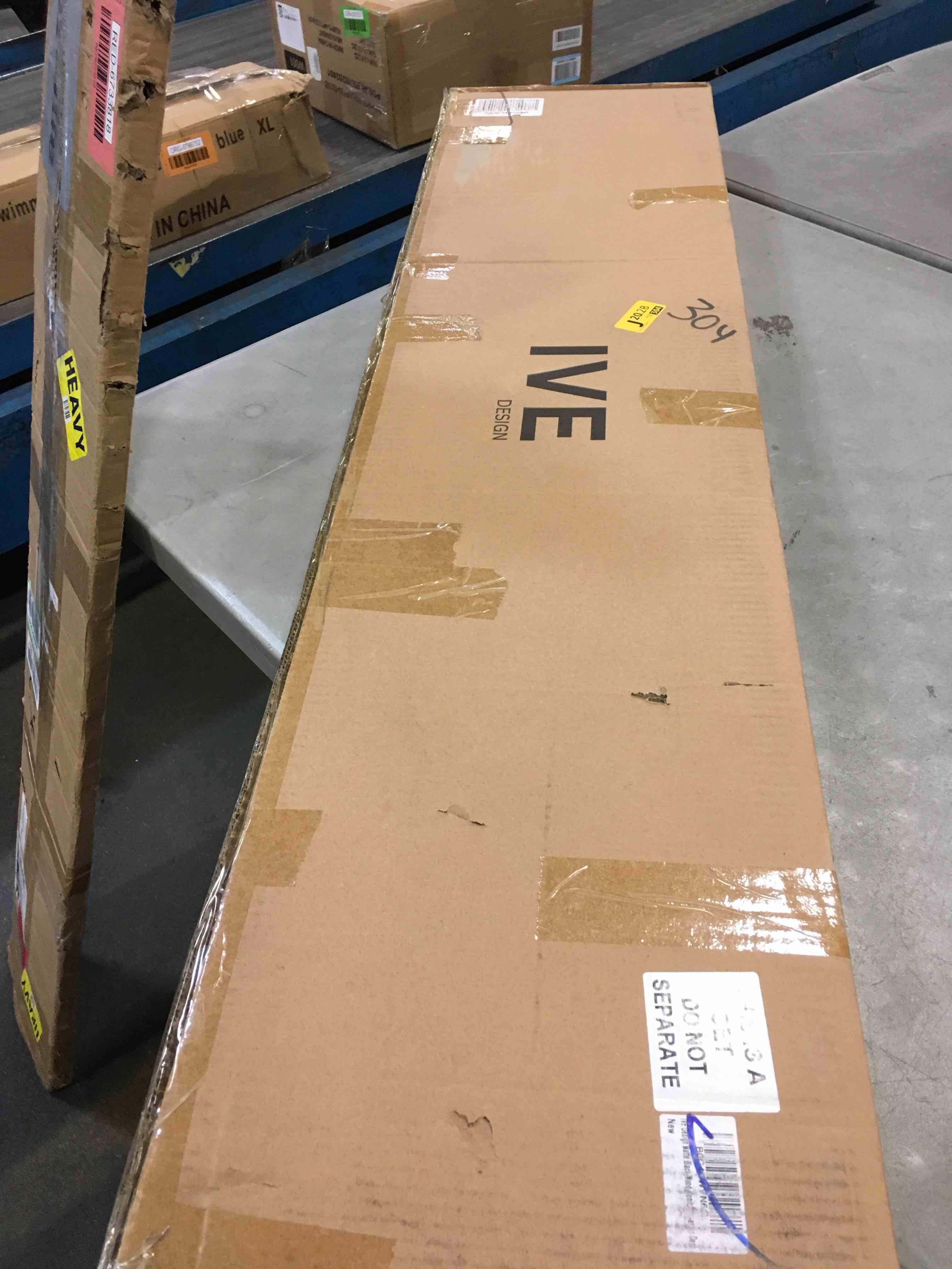https://s3.amazonaws.com/lotting-images-prod/bidfta/RED6733819_1722084895370.jpeg