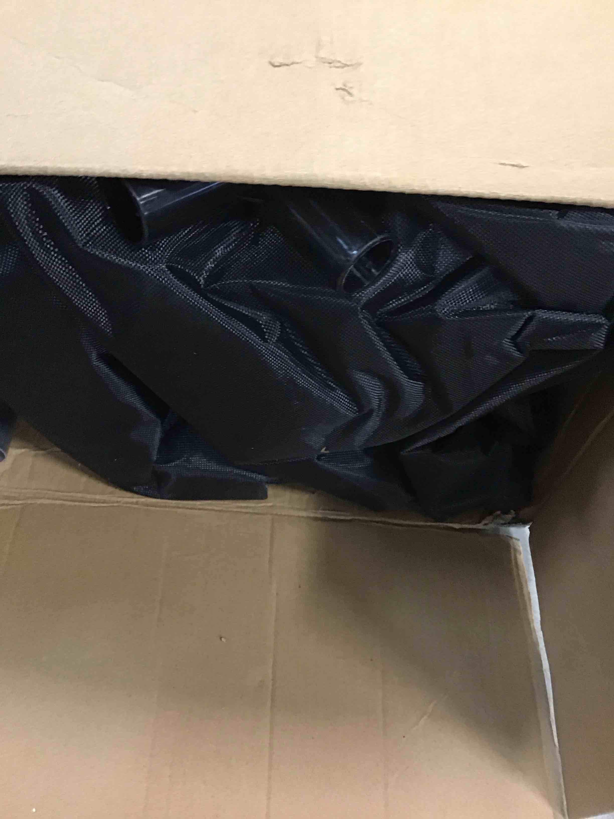 https://s3.amazonaws.com/lotting-images-prod/bidfta/RED6733910_1722095568985.jpeg