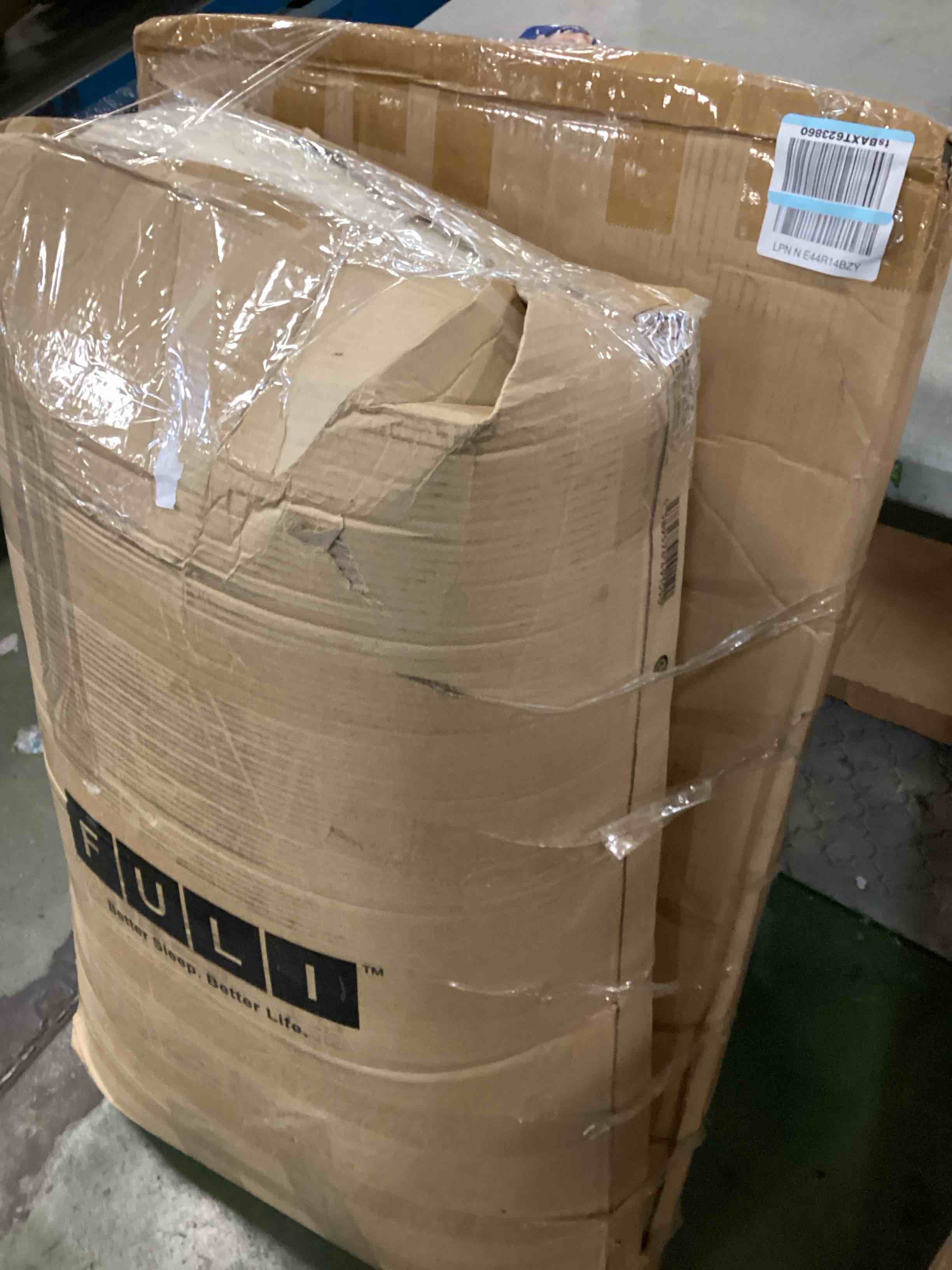 https://s3.amazonaws.com/lotting-images-prod/bidfta/RED6735212_1722004695967.jpeg