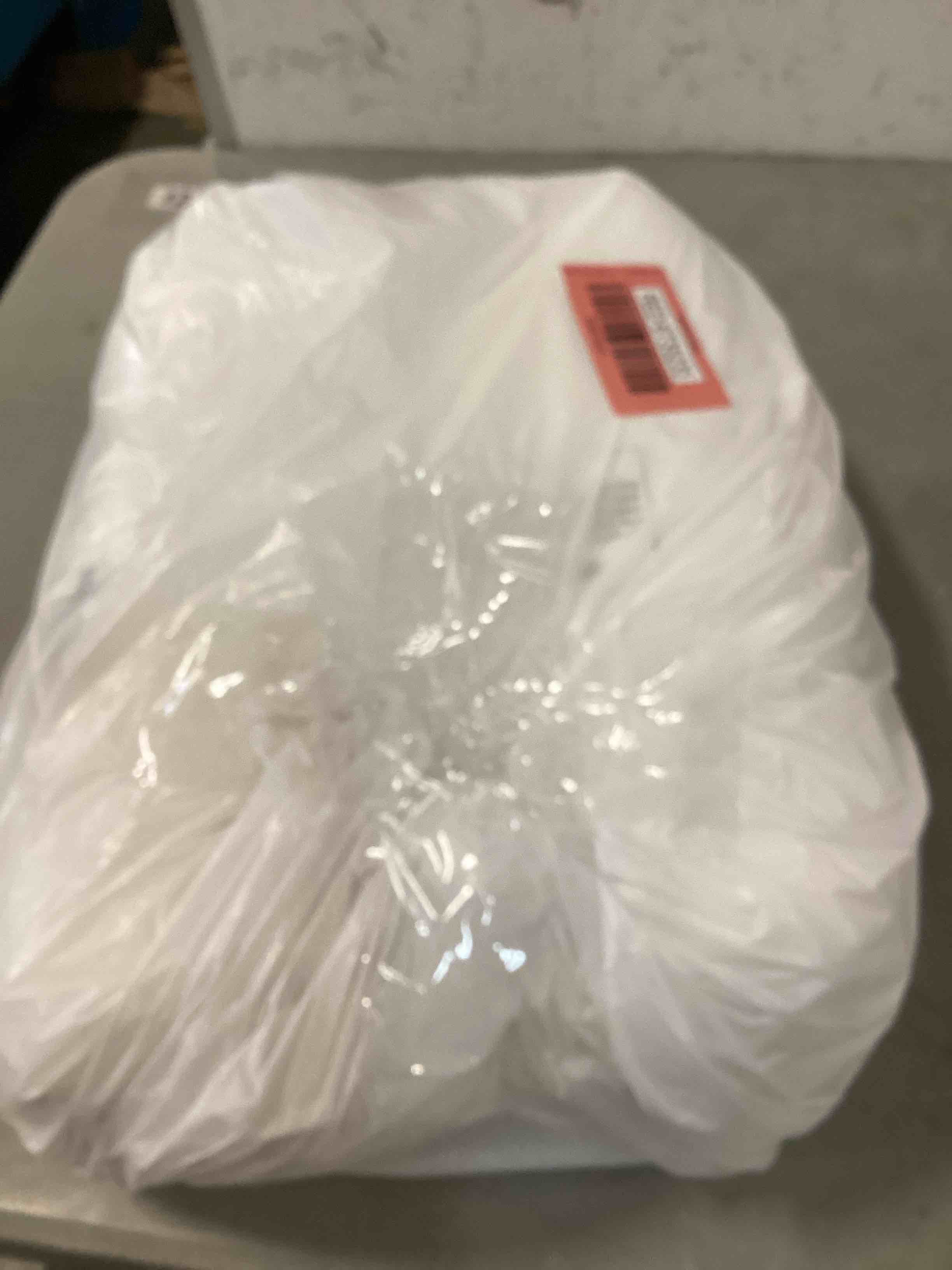https://s3.amazonaws.com/lotting-images-prod/bidfta/RED6735233_1722007414189.jpeg
