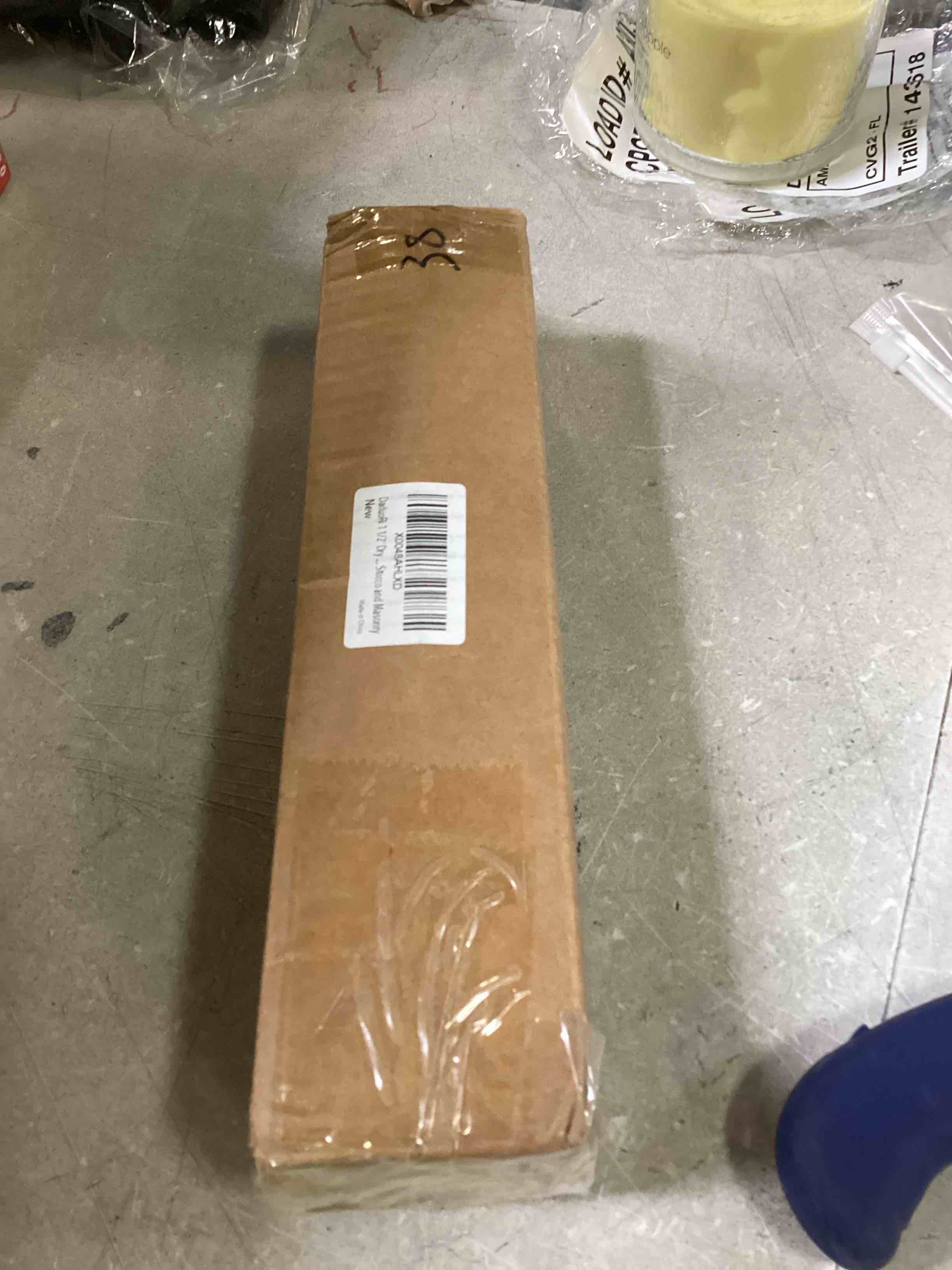 https://s3.amazonaws.com/lotting-images-prod/bidfta/RED6736639_1721490068840.jpeg