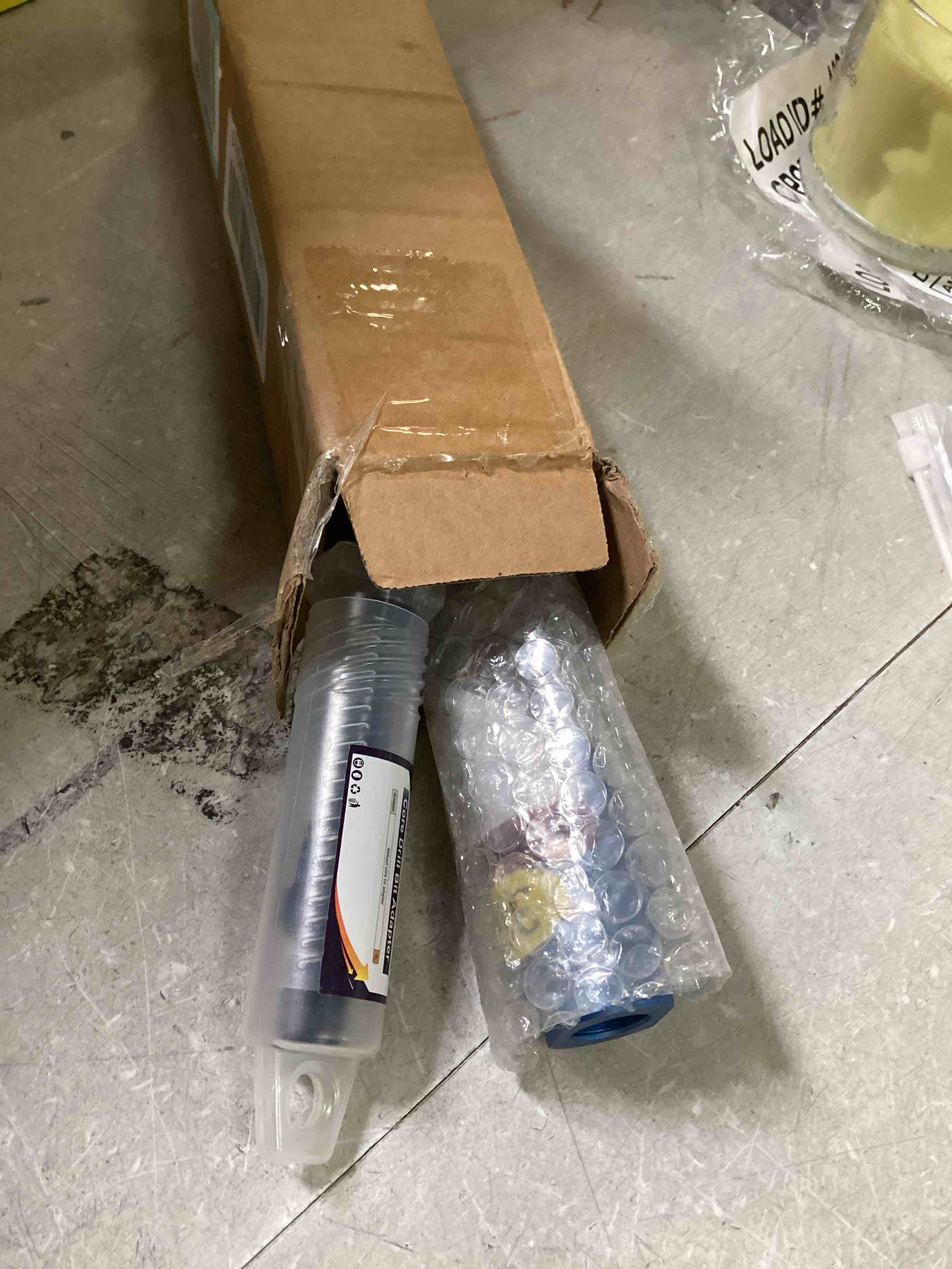 https://s3.amazonaws.com/lotting-images-prod/bidfta/RED6736639_1721490092742.jpeg