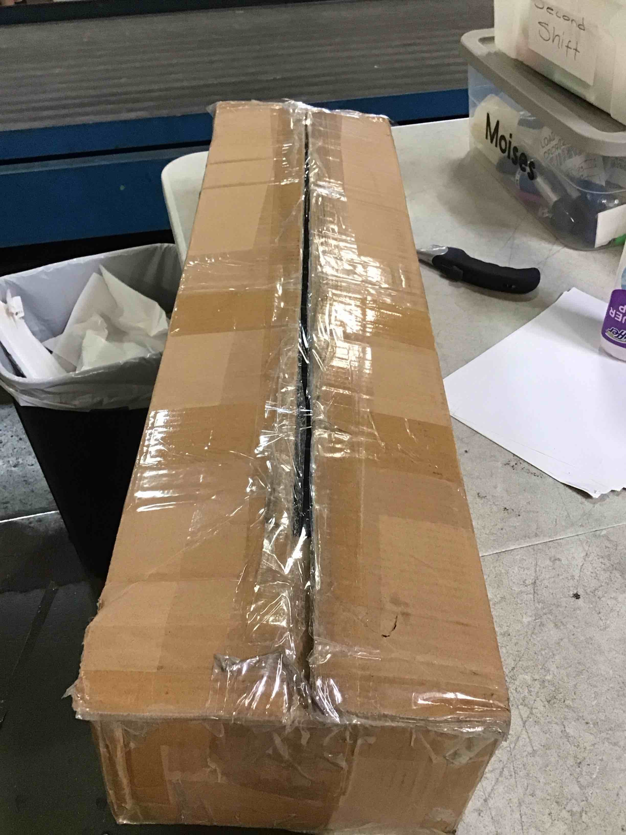 https://s3.amazonaws.com/lotting-images-prod/bidfta/RED6736736_1721487018892.jpeg