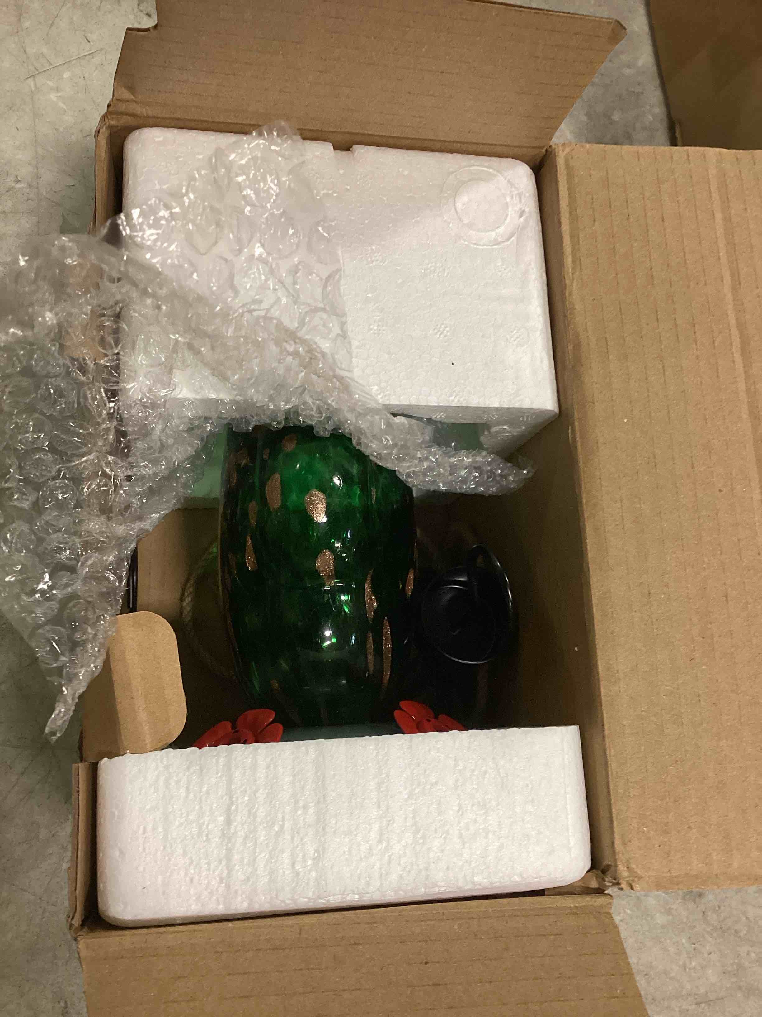 https://s3.amazonaws.com/lotting-images-prod/bidfta/RED6738006_1721745672574.jpeg