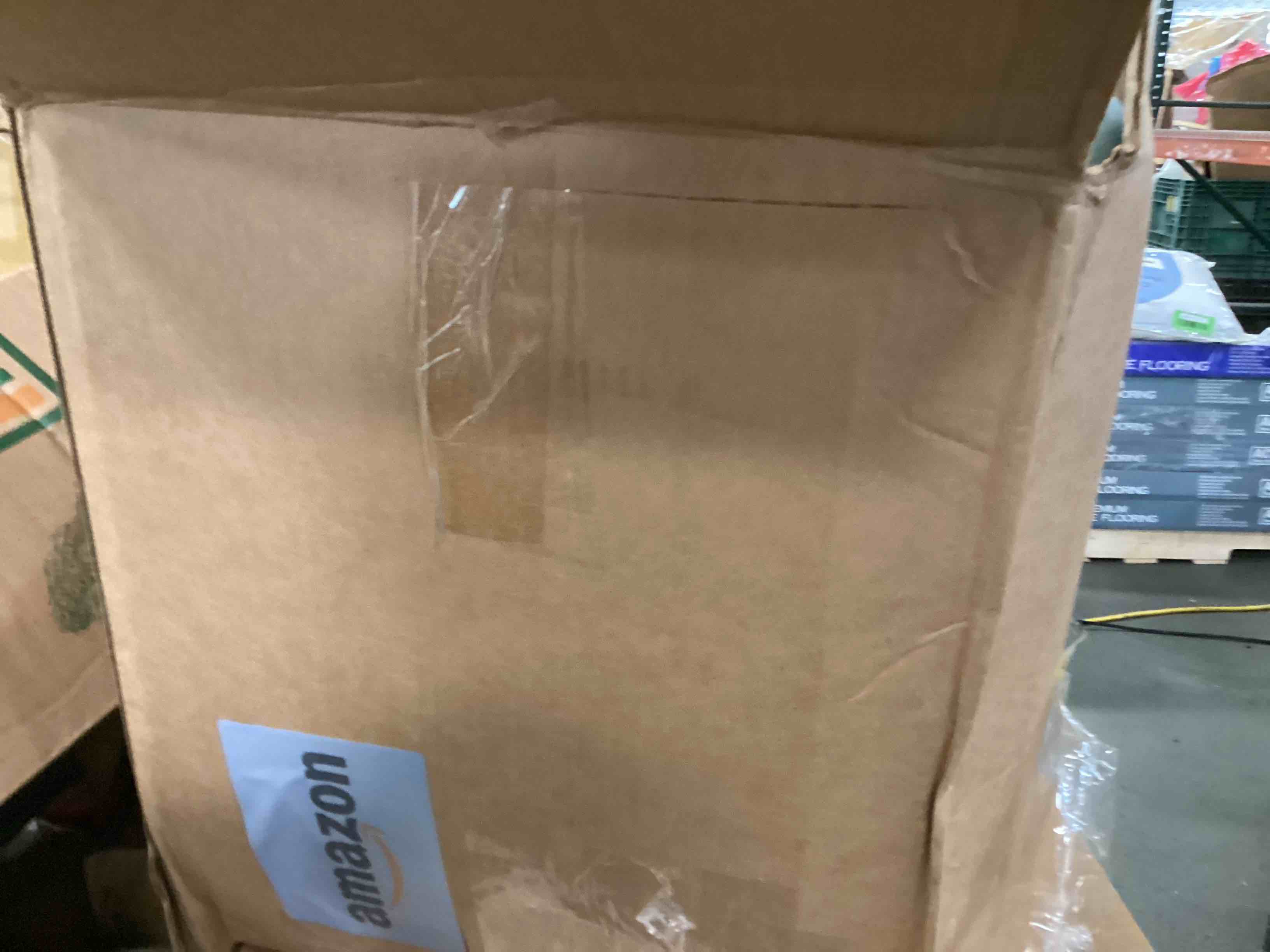 https://s3.amazonaws.com/lotting-images-prod/bidfta/RED6738719_1721326929898.jpeg