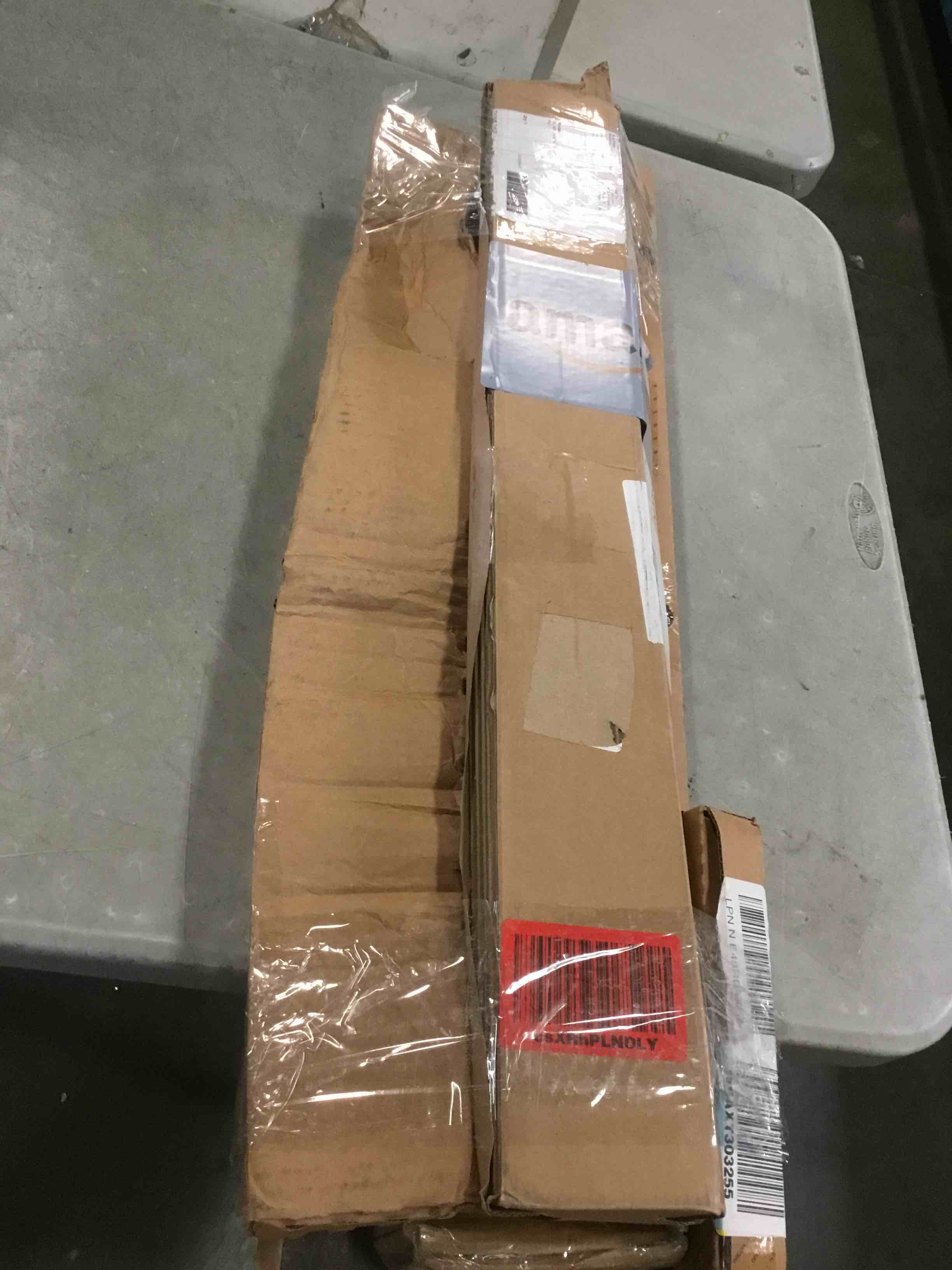 https://s3.amazonaws.com/lotting-images-prod/bidfta/RED6741040_1721493031090.jpeg