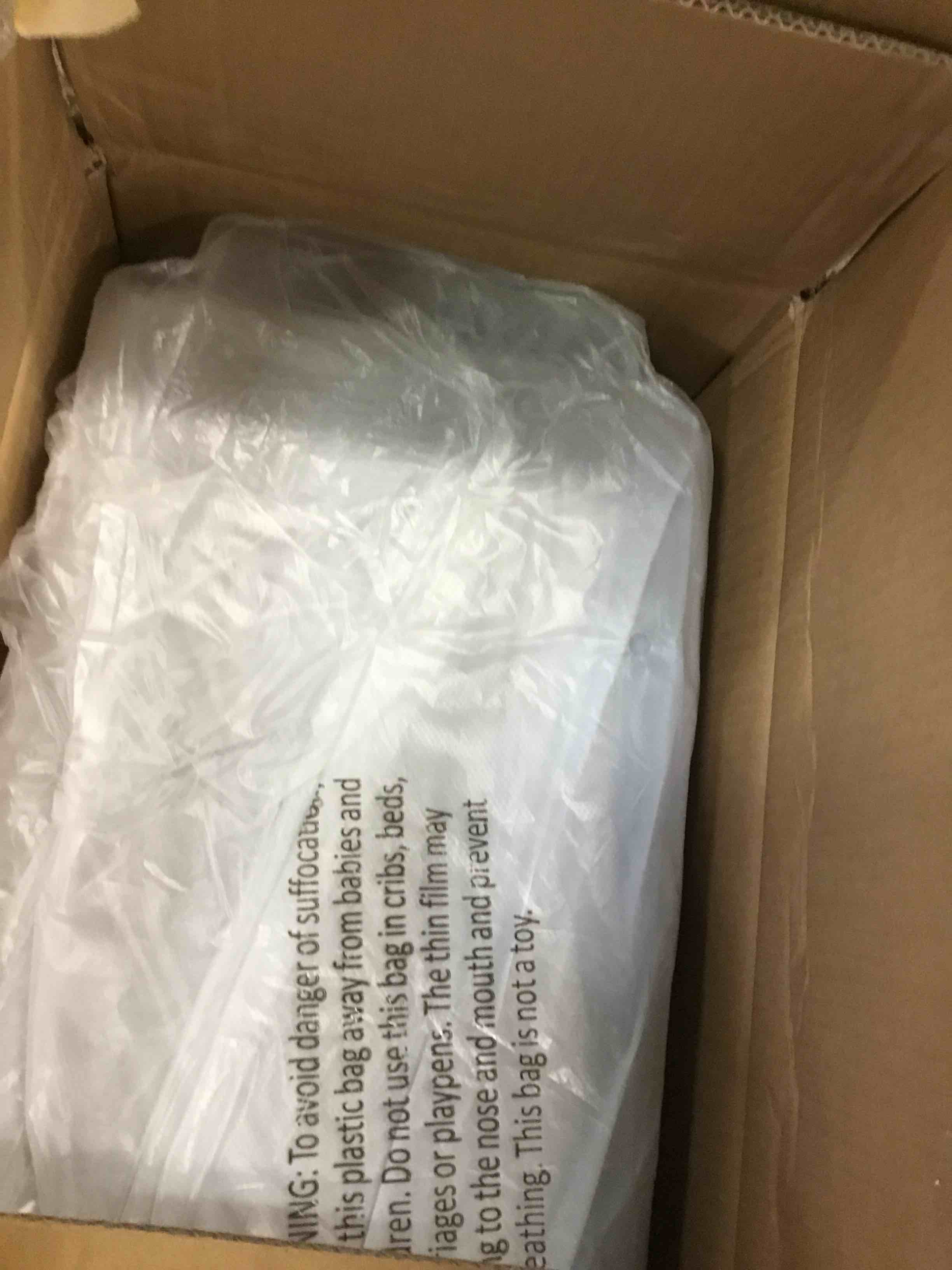 https://s3.amazonaws.com/lotting-images-prod/bidfta/RED6741293_1721673882149.jpeg