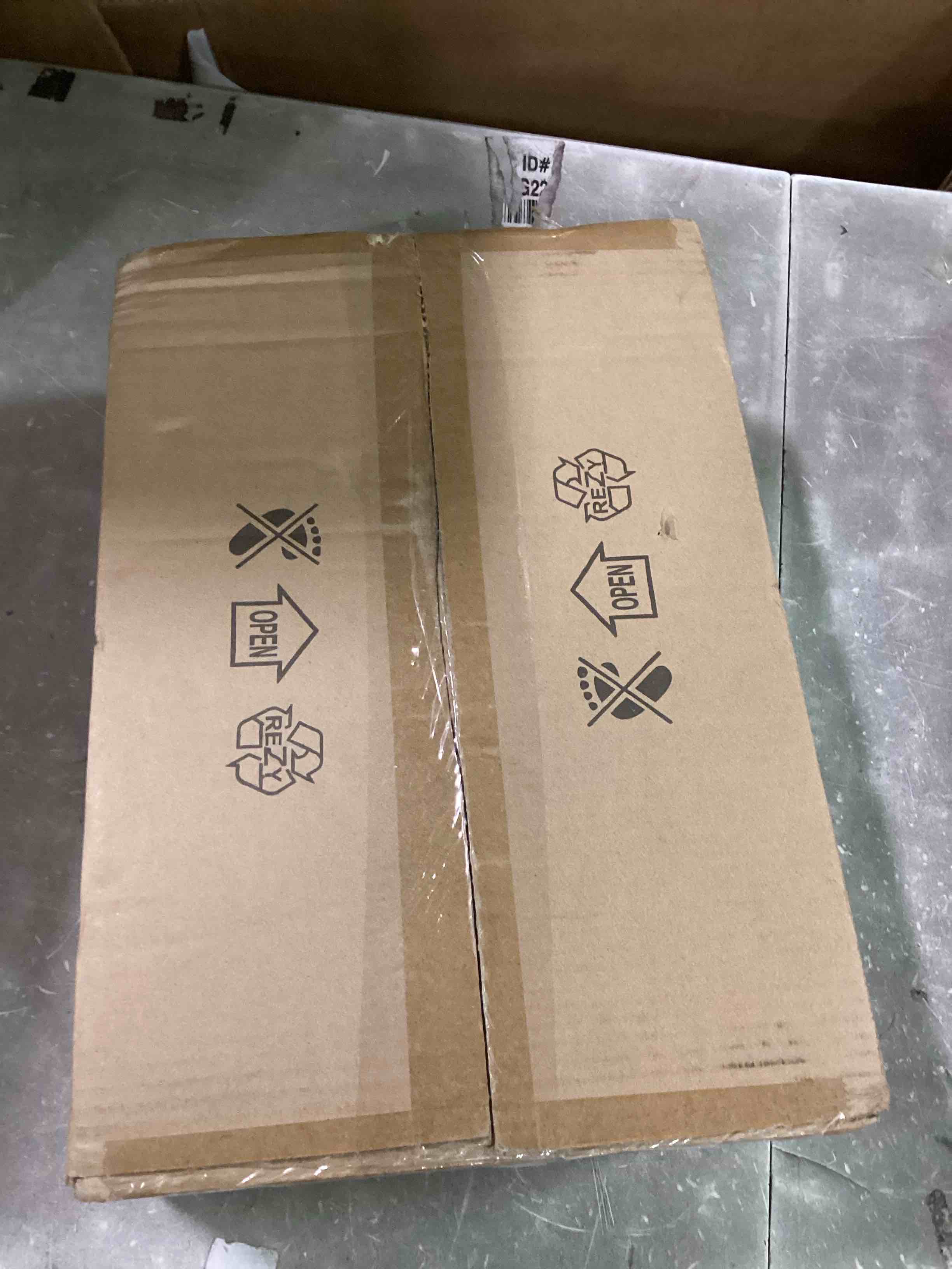 https://s3.amazonaws.com/lotting-images-prod/bidfta/RED6743076_1722306022860.jpeg