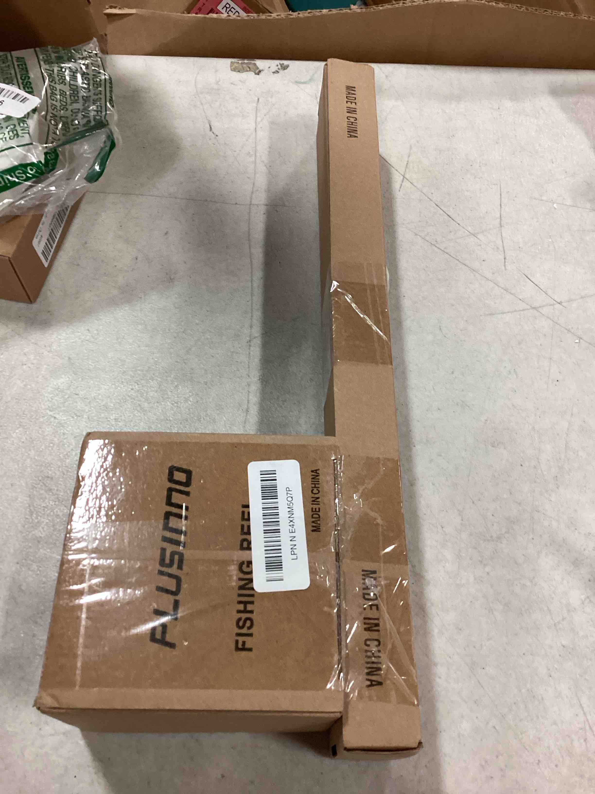 https://s3.amazonaws.com/lotting-images-prod/bidfta/RED6743487_1722312695040.jpeg