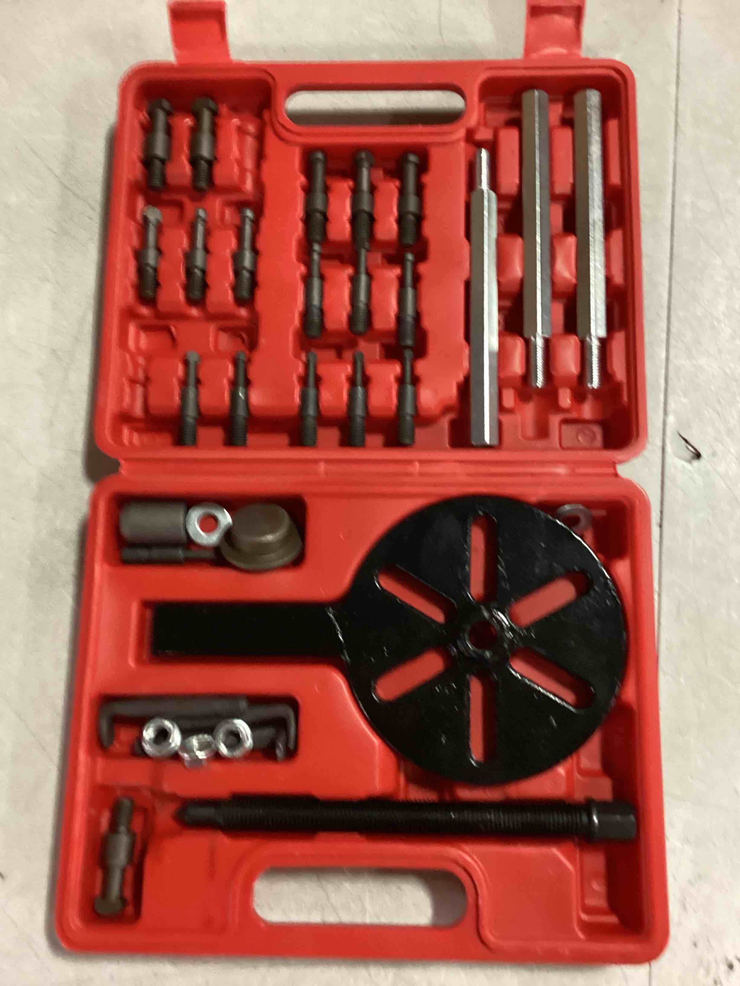 https://s3.amazonaws.com/lotting-images-prod/bidfta/RED6744688_1721408401977.jpeg
