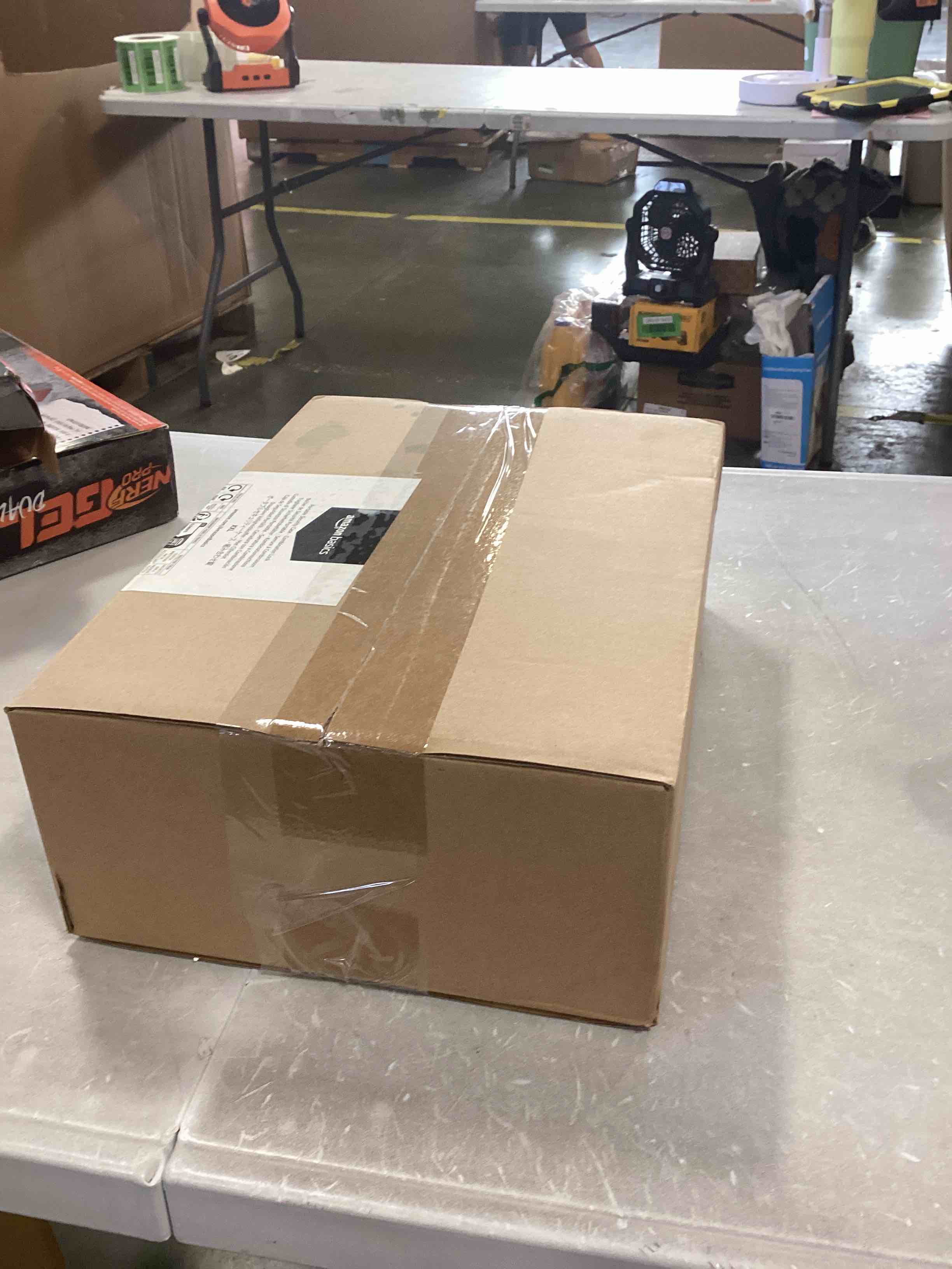 https://s3.amazonaws.com/lotting-images-prod/bidfta/RED6746061_1721736504652.jpeg