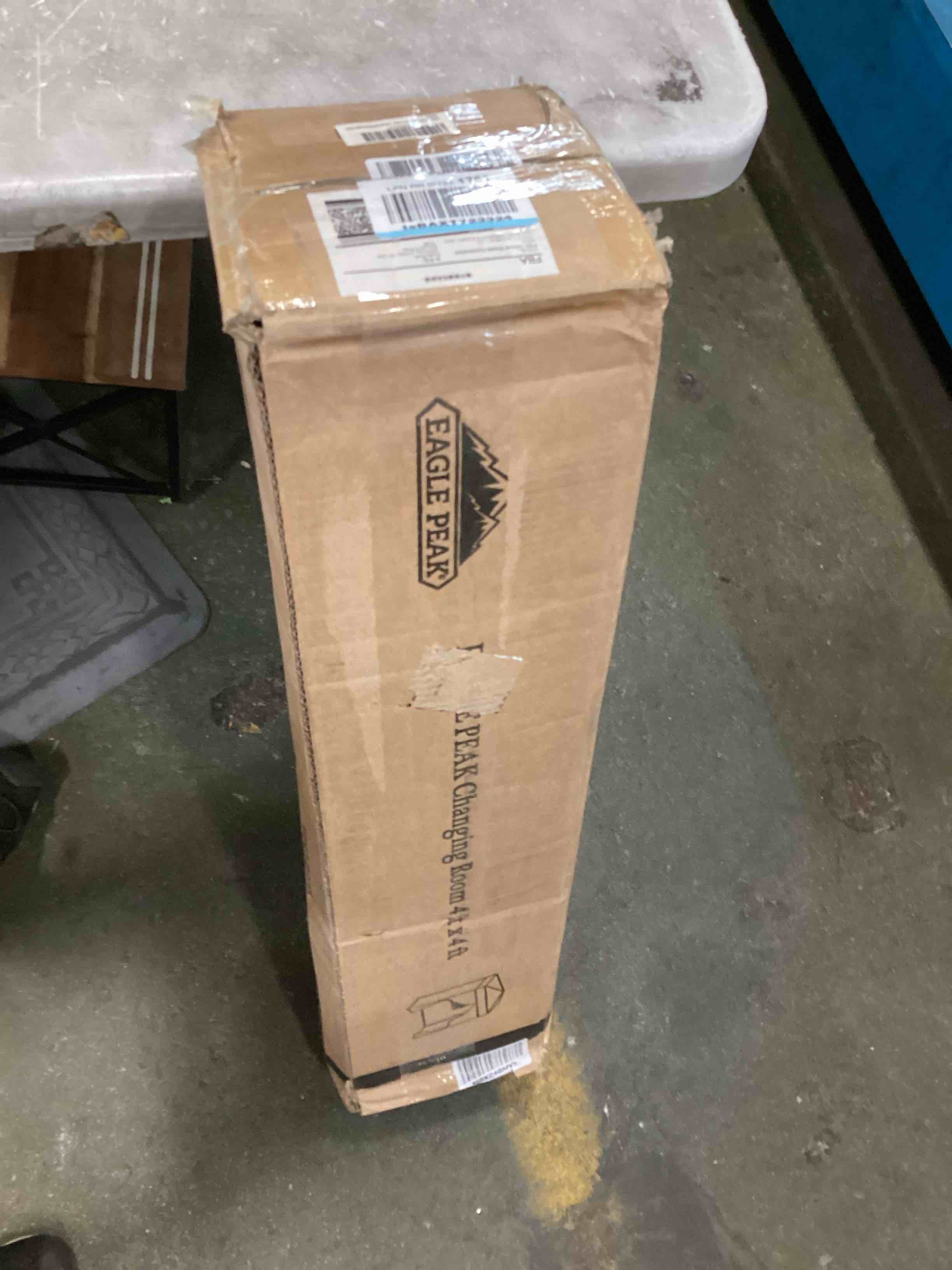 https://s3.amazonaws.com/lotting-images-prod/bidfta/RED6748609_1721836774358.jpeg