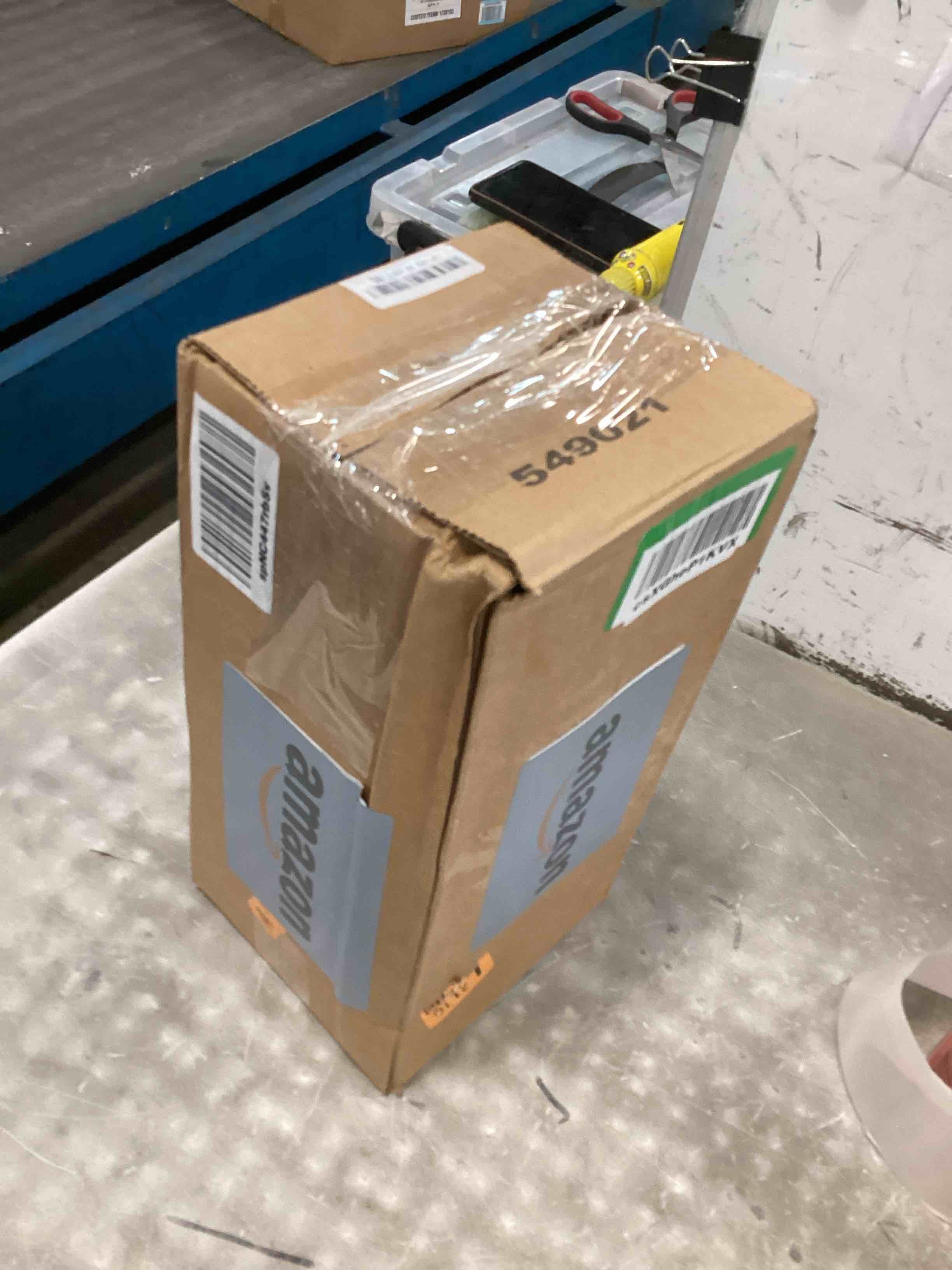 https://s3.amazonaws.com/lotting-images-prod/bidfta/RED6748833_1721920813187.jpeg