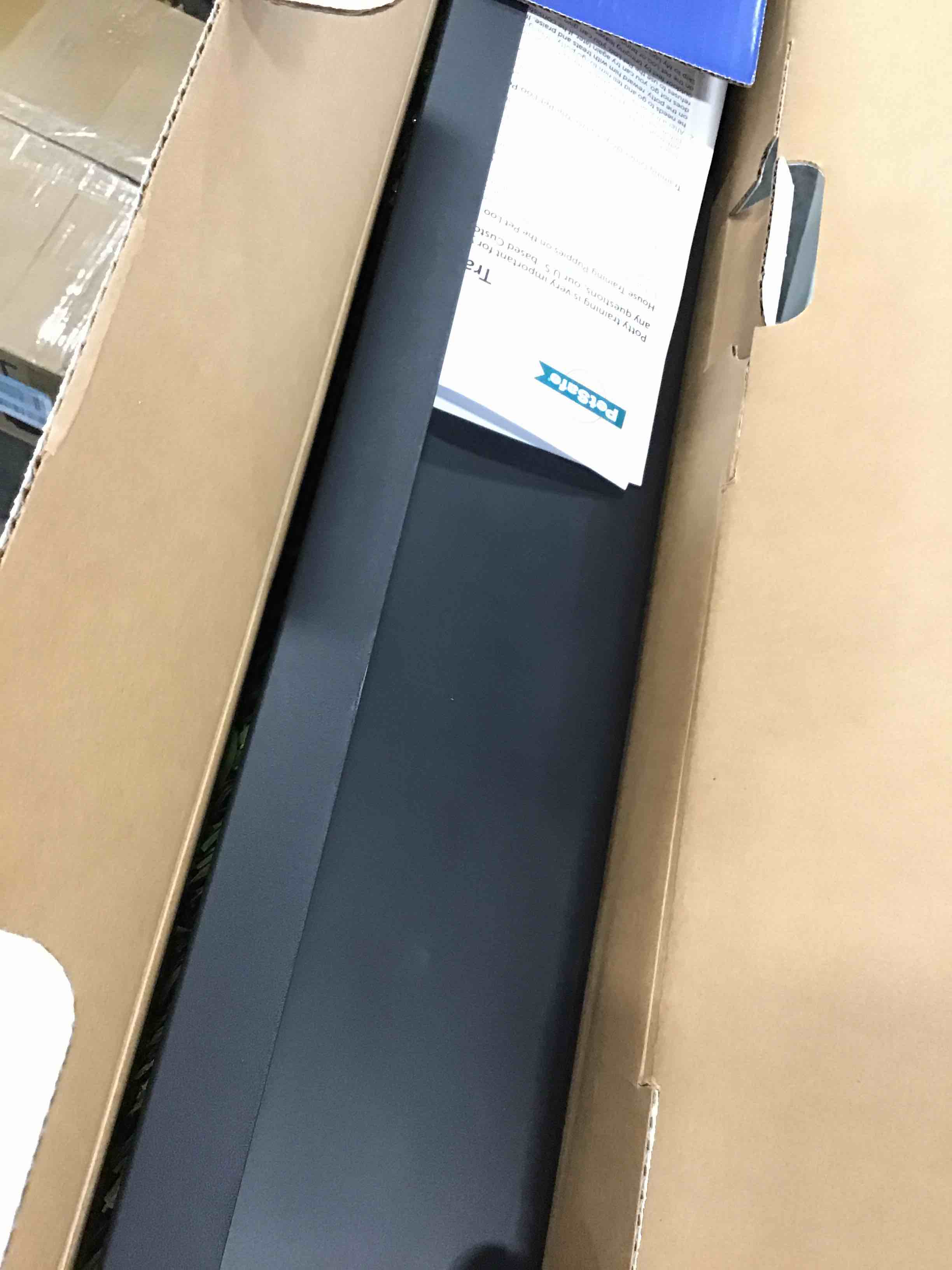 https://s3.amazonaws.com/lotting-images-prod/bidfta/RED6749303_1721738332961.jpeg