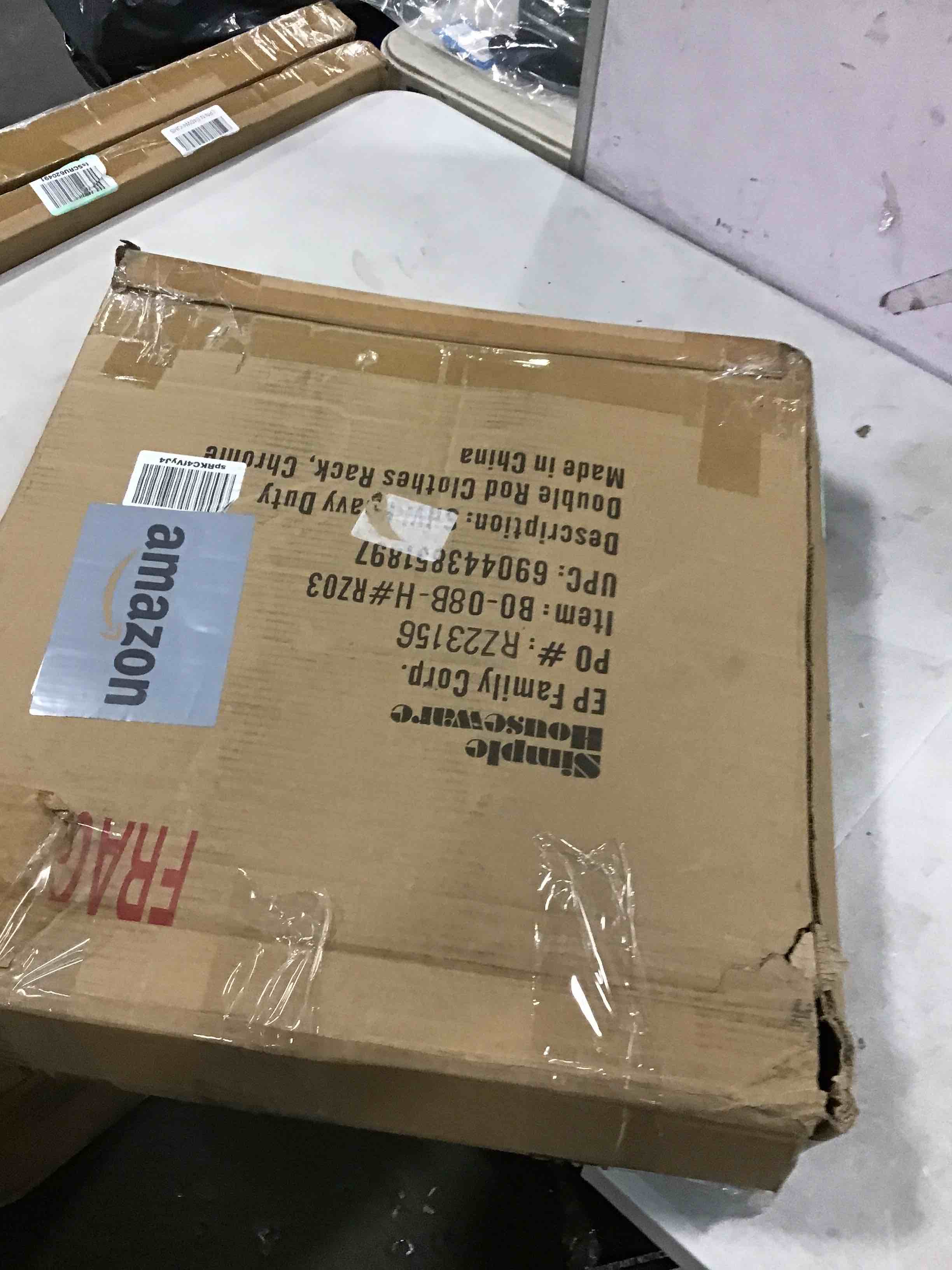 https://s3.amazonaws.com/lotting-images-prod/bidfta/RED6749416_1721752372642.jpeg