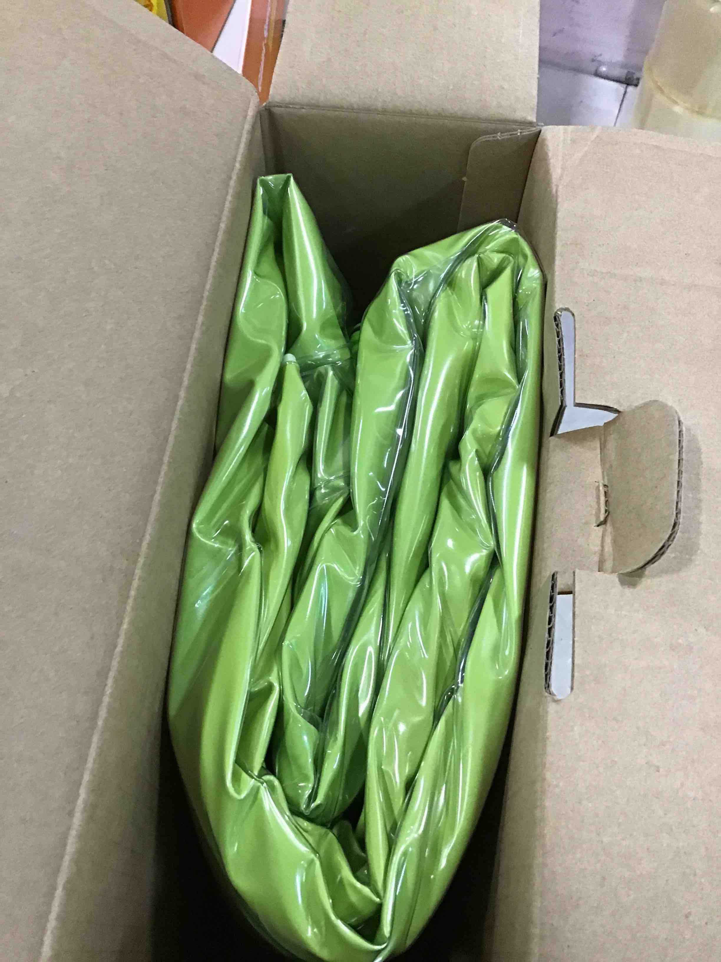 https://s3.amazonaws.com/lotting-images-prod/bidfta/RED6749499_1721763624108.jpeg