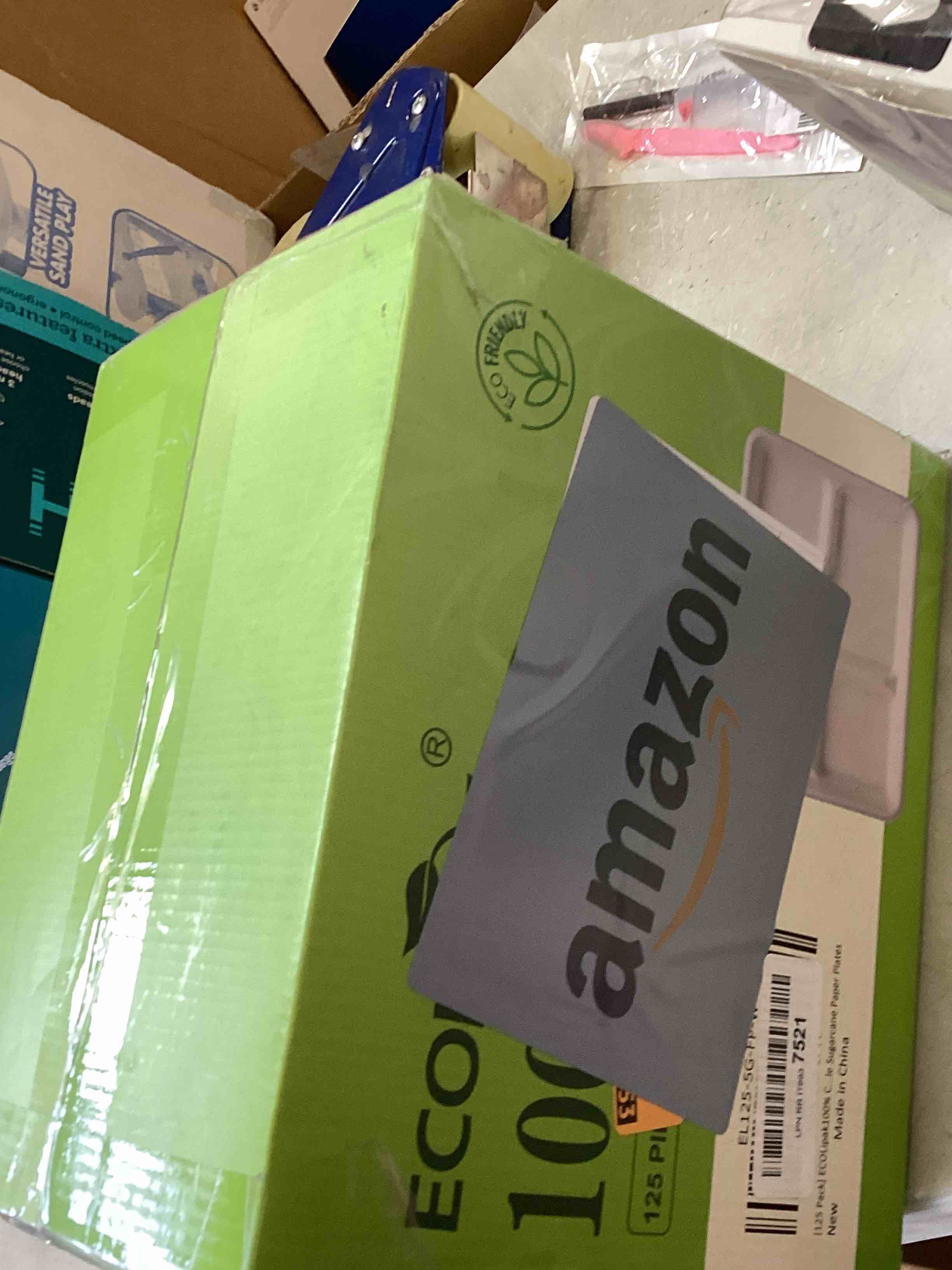 https://s3.amazonaws.com/lotting-images-prod/bidfta/RED6750807_1721330652095.jpeg